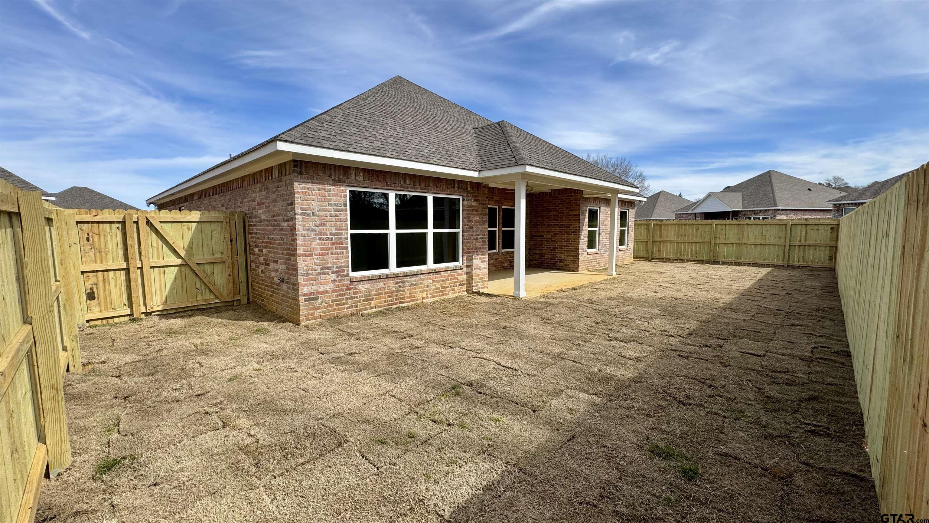 1303 Berkli Cove