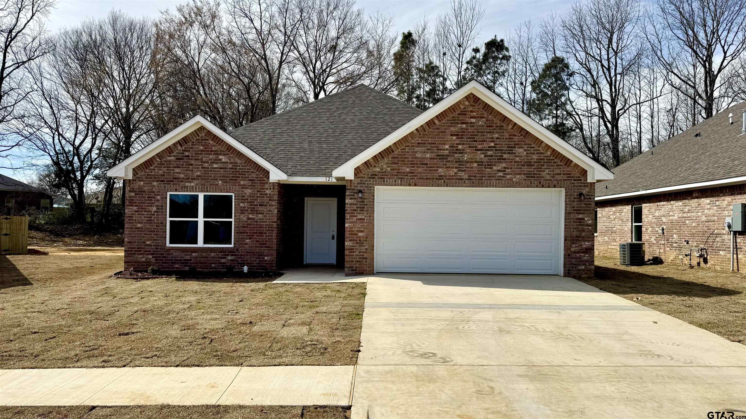 104 Zane Ln