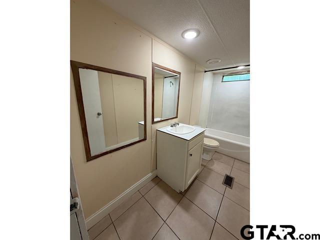 1375 Dobbs Terrace