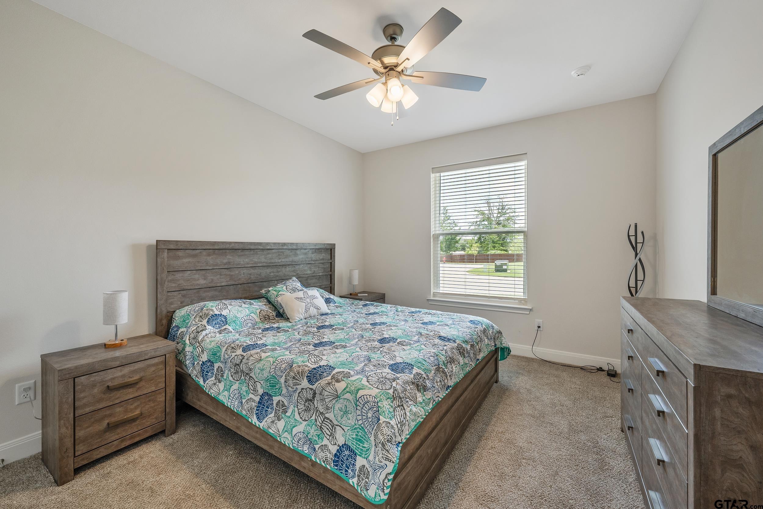 6074 Hamilton Meadows Way