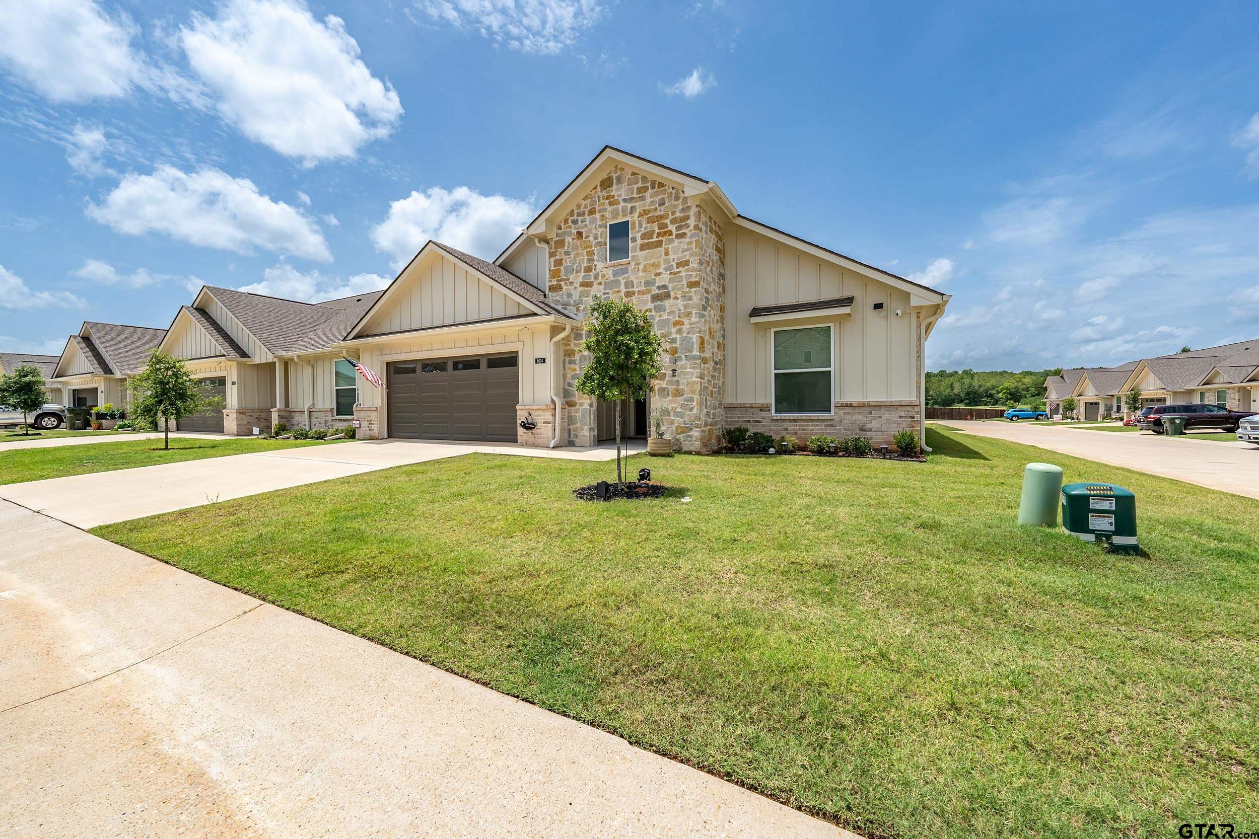 6074 Hamilton Meadows Way