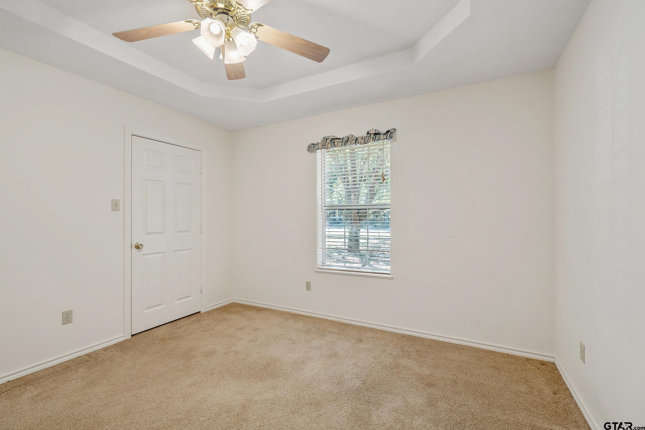 19393 County Road 2176