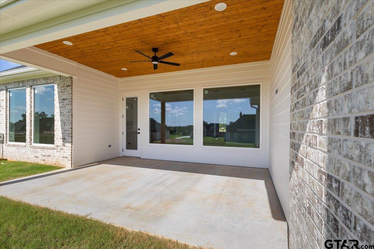 17265 Woodcrest Circle