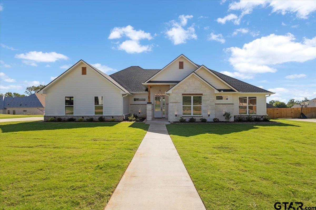 17265 Woodcrest Circle