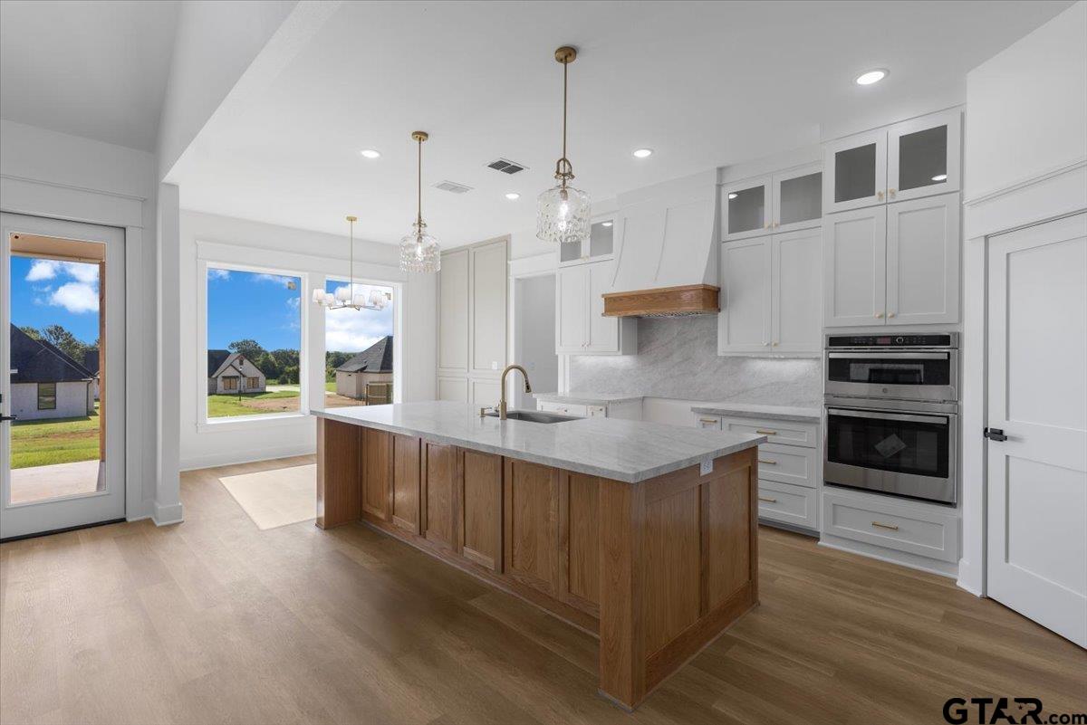 17265 Woodcrest Circle