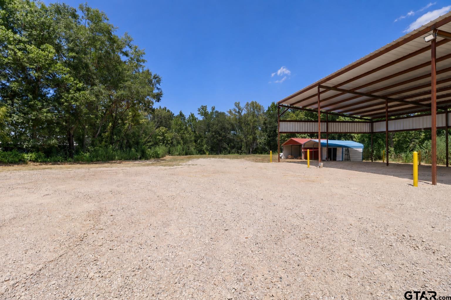 906 HWY 110 N