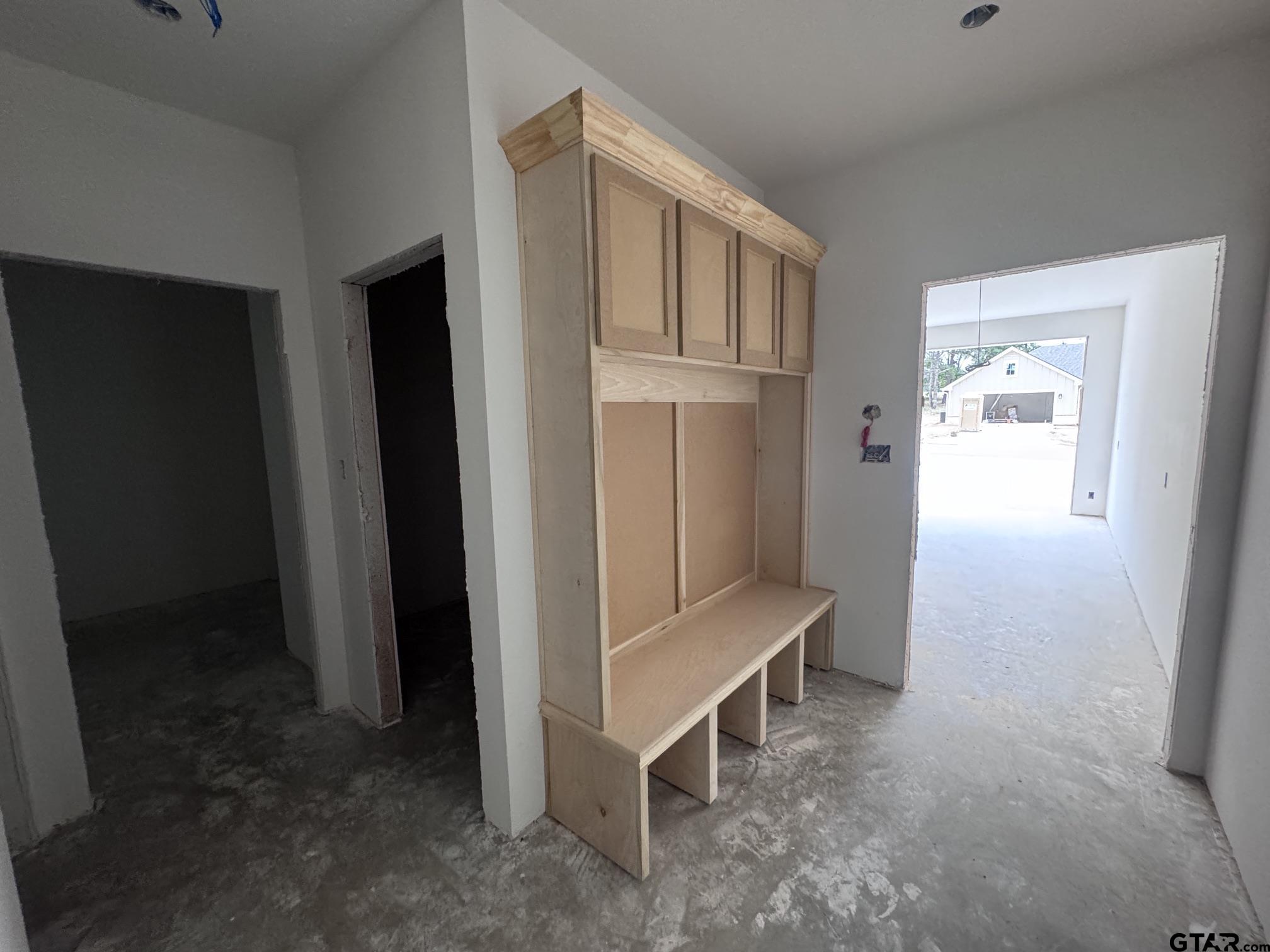 12124 Pinecrest Drive