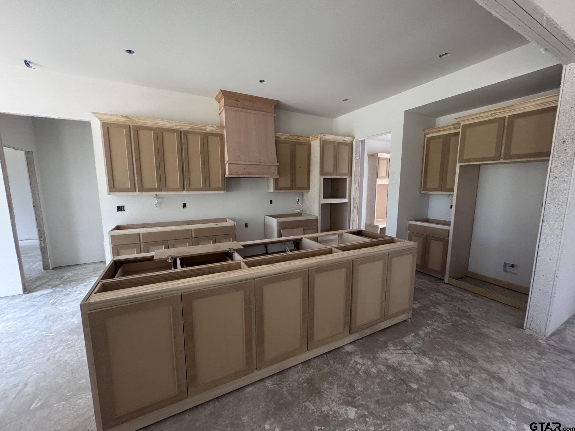 12124 Pinecrest Drive