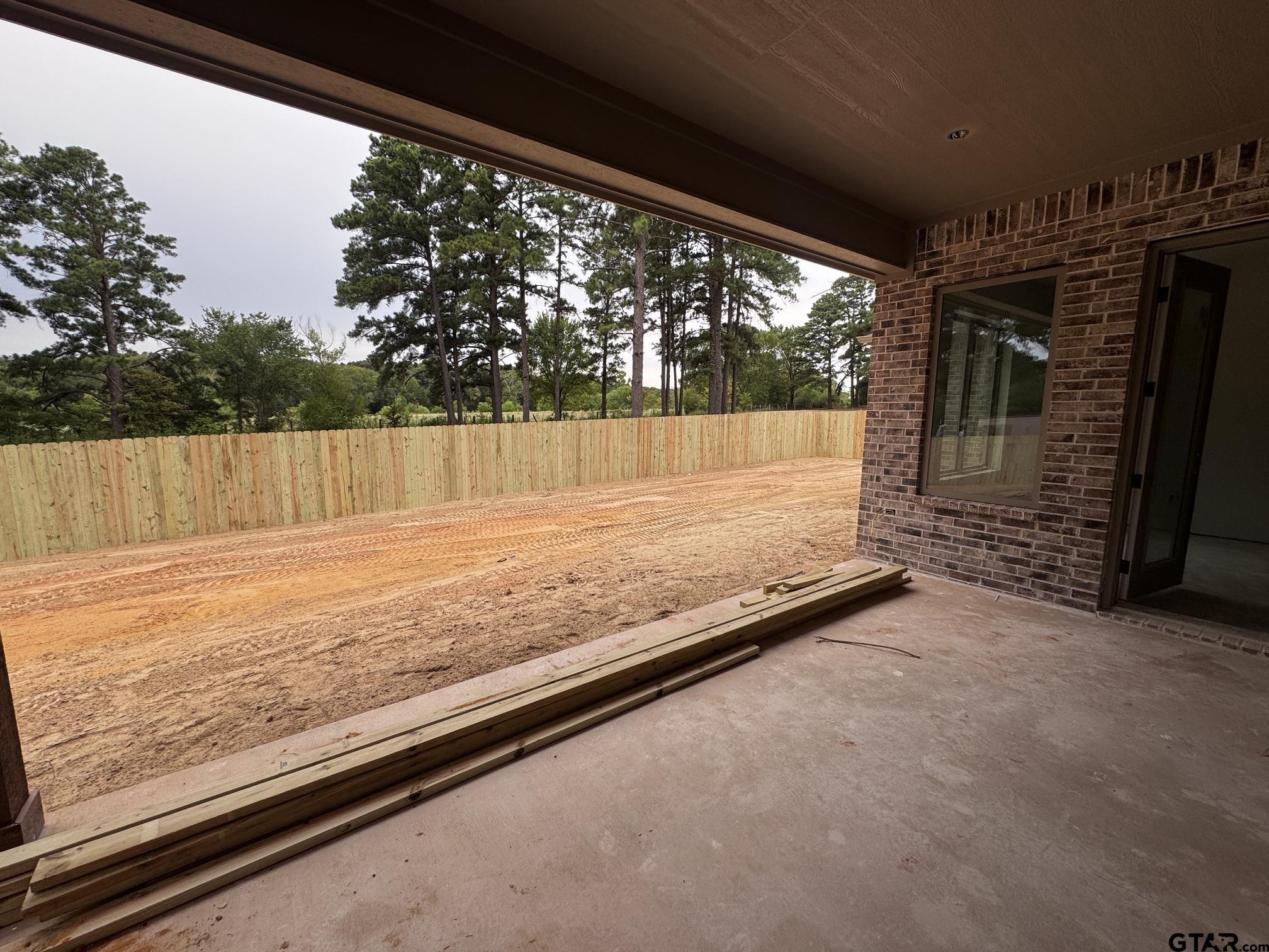 12124 Pinecrest Drive