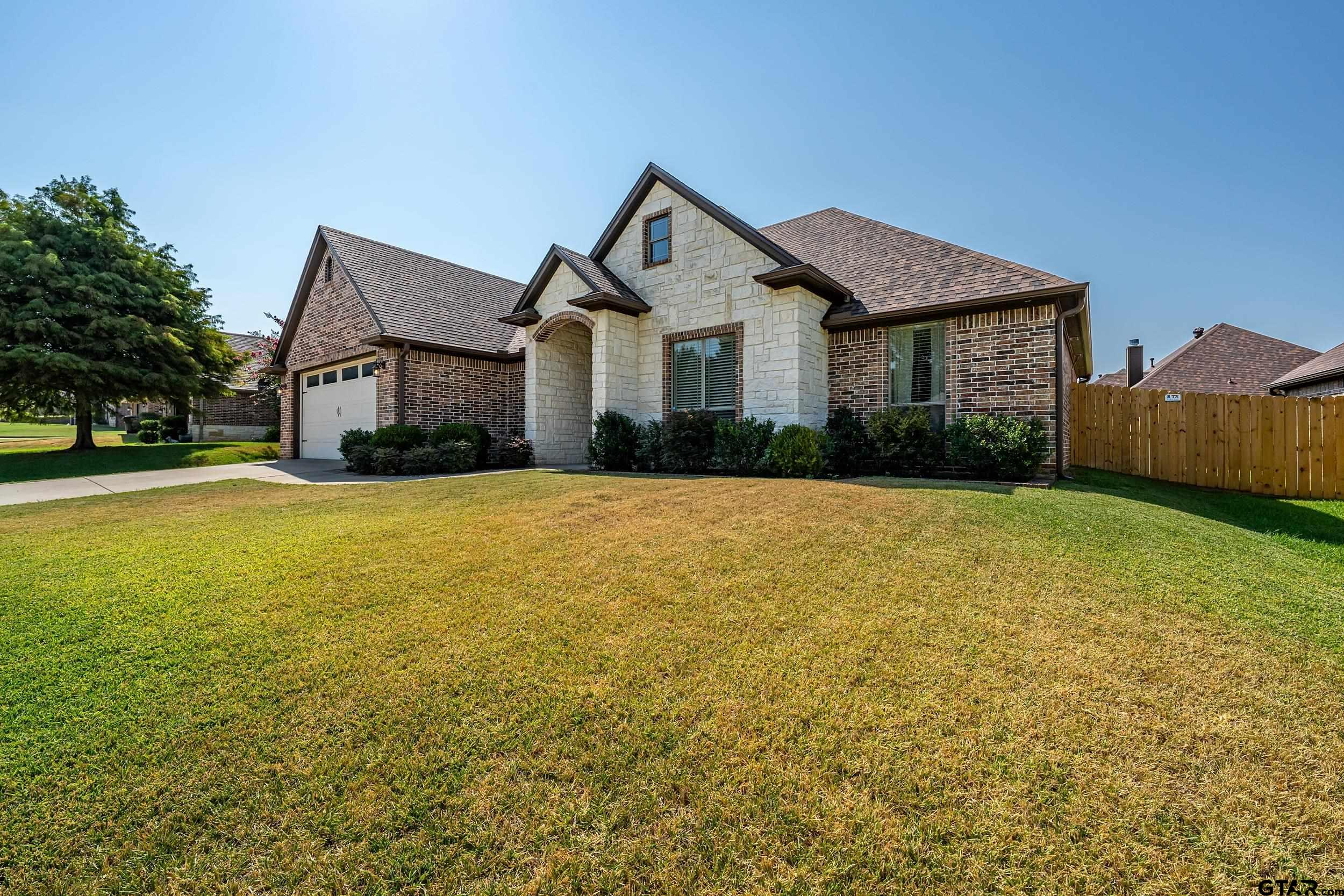 11867 Vermilion