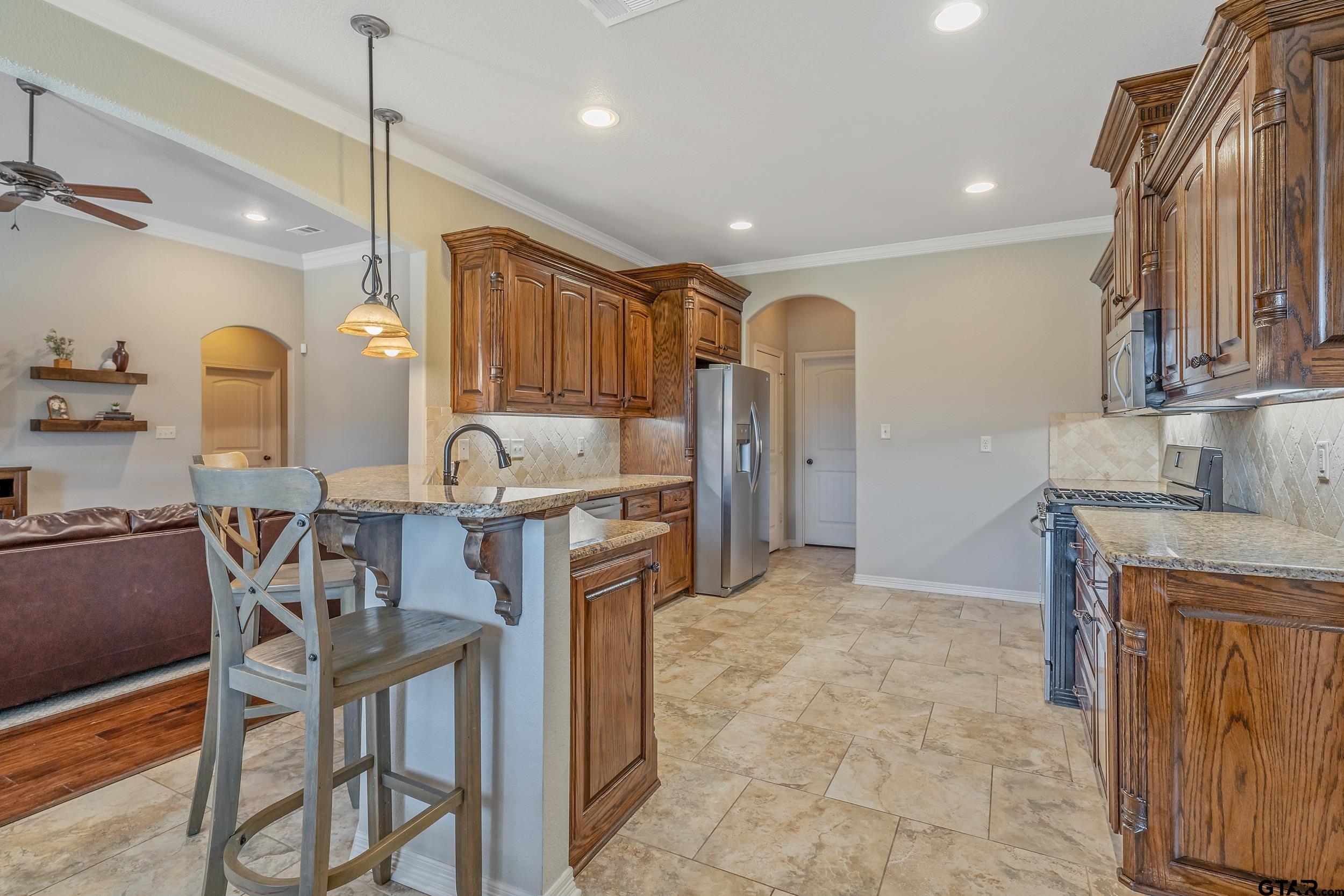 11867 Vermilion
