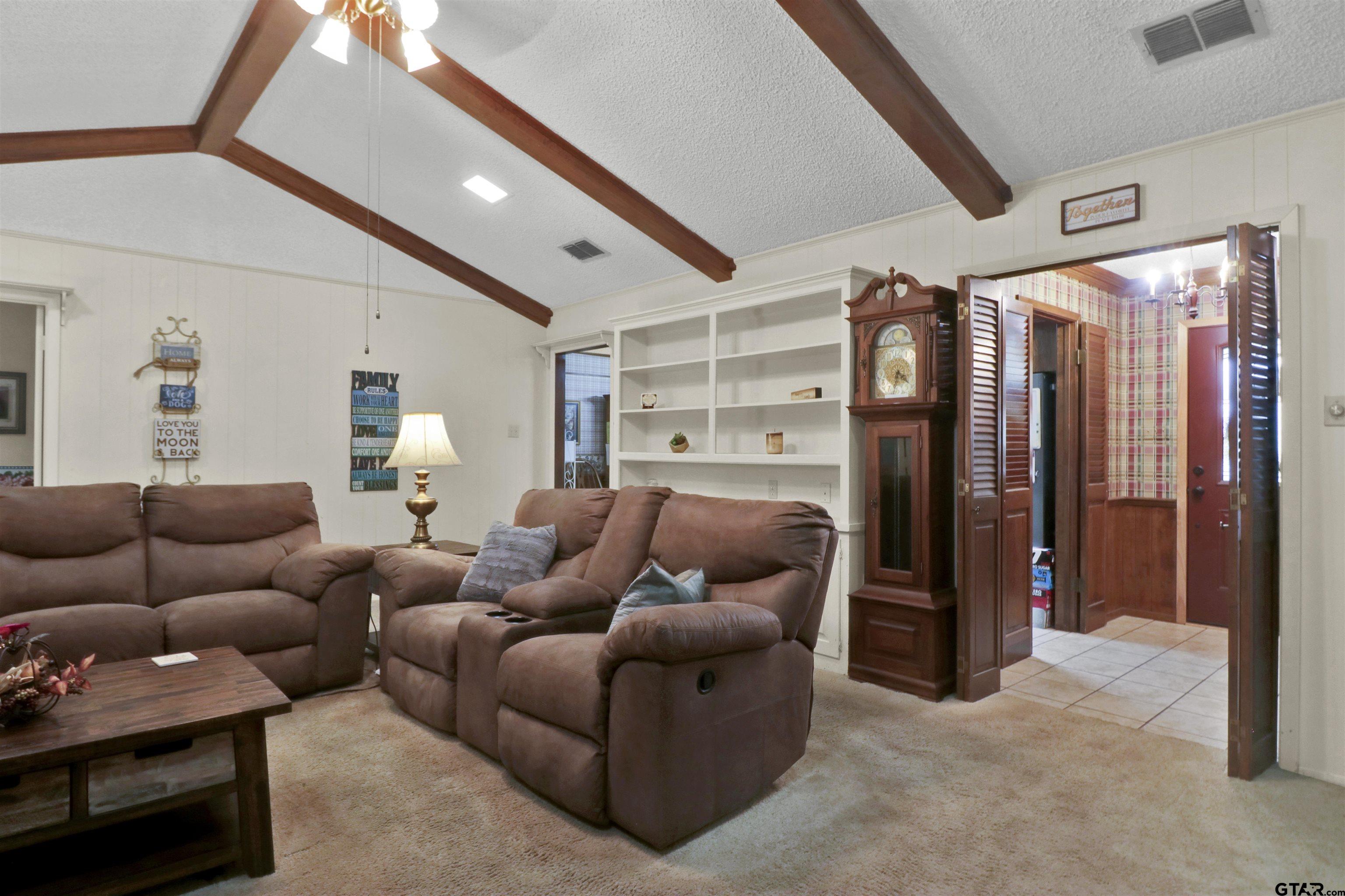 2213 Kensington