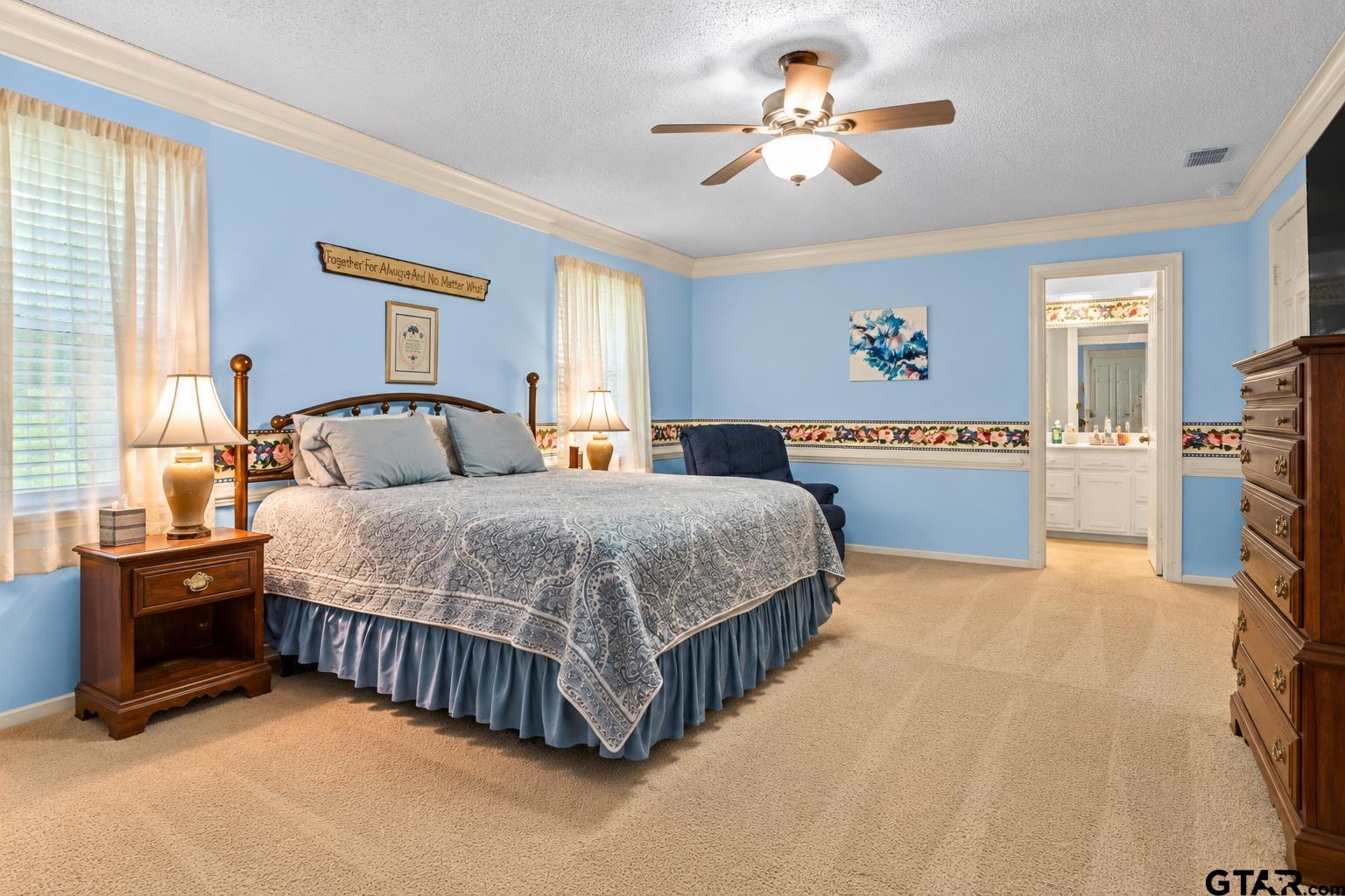 2213 Kensington