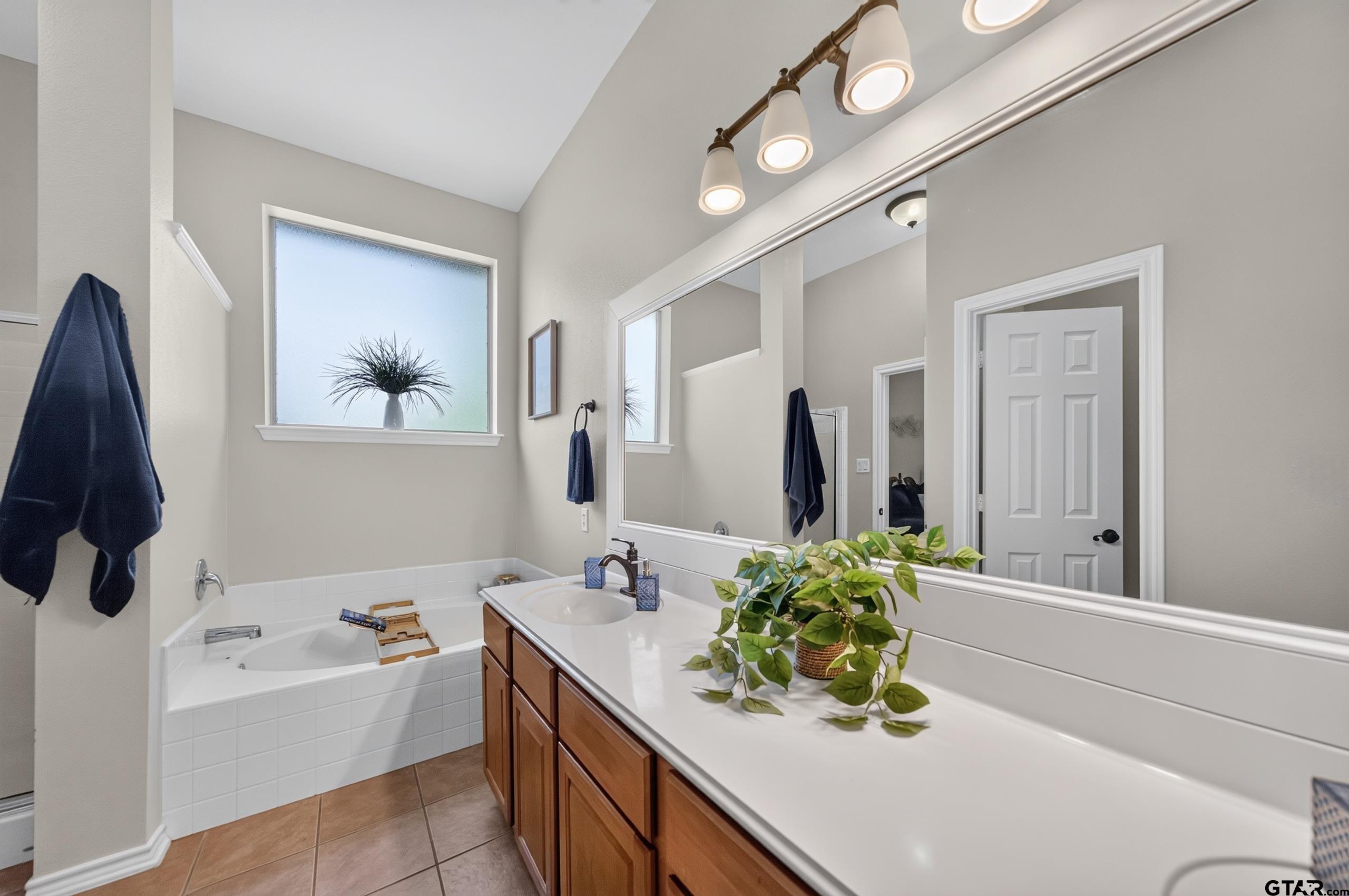 1907 Silver Cove