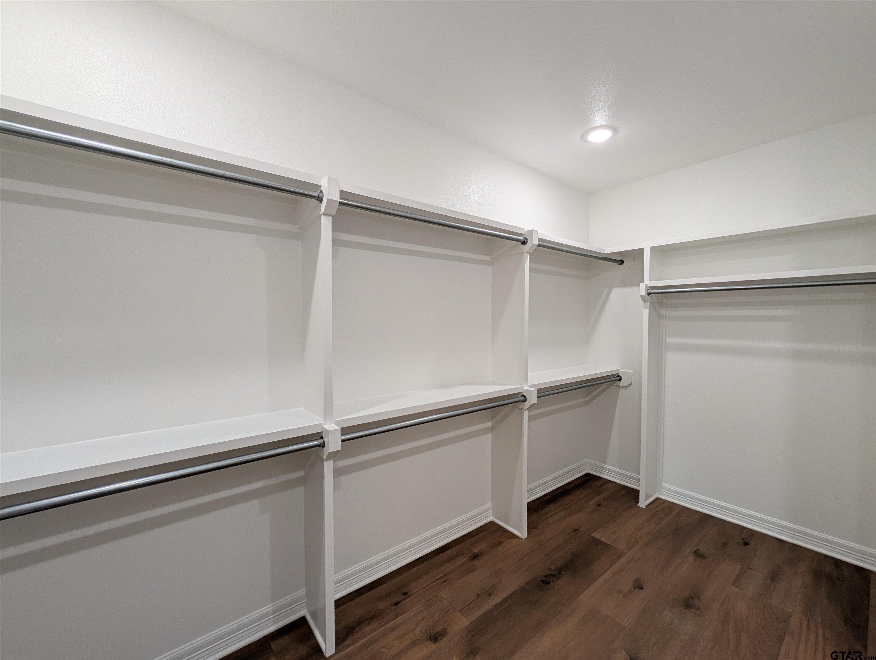 12124 Pinecrest Drive
