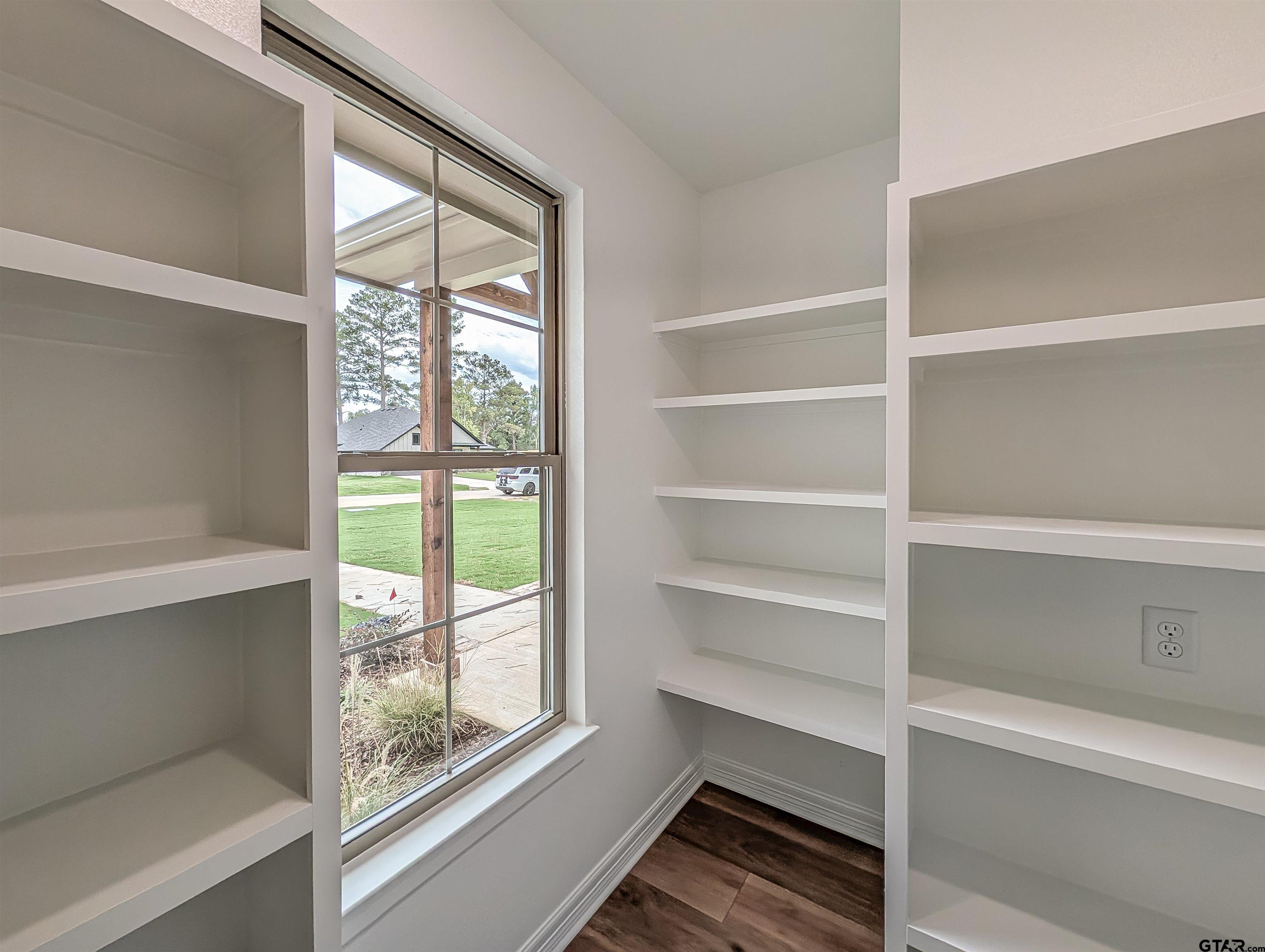 12124 Pinecrest Drive