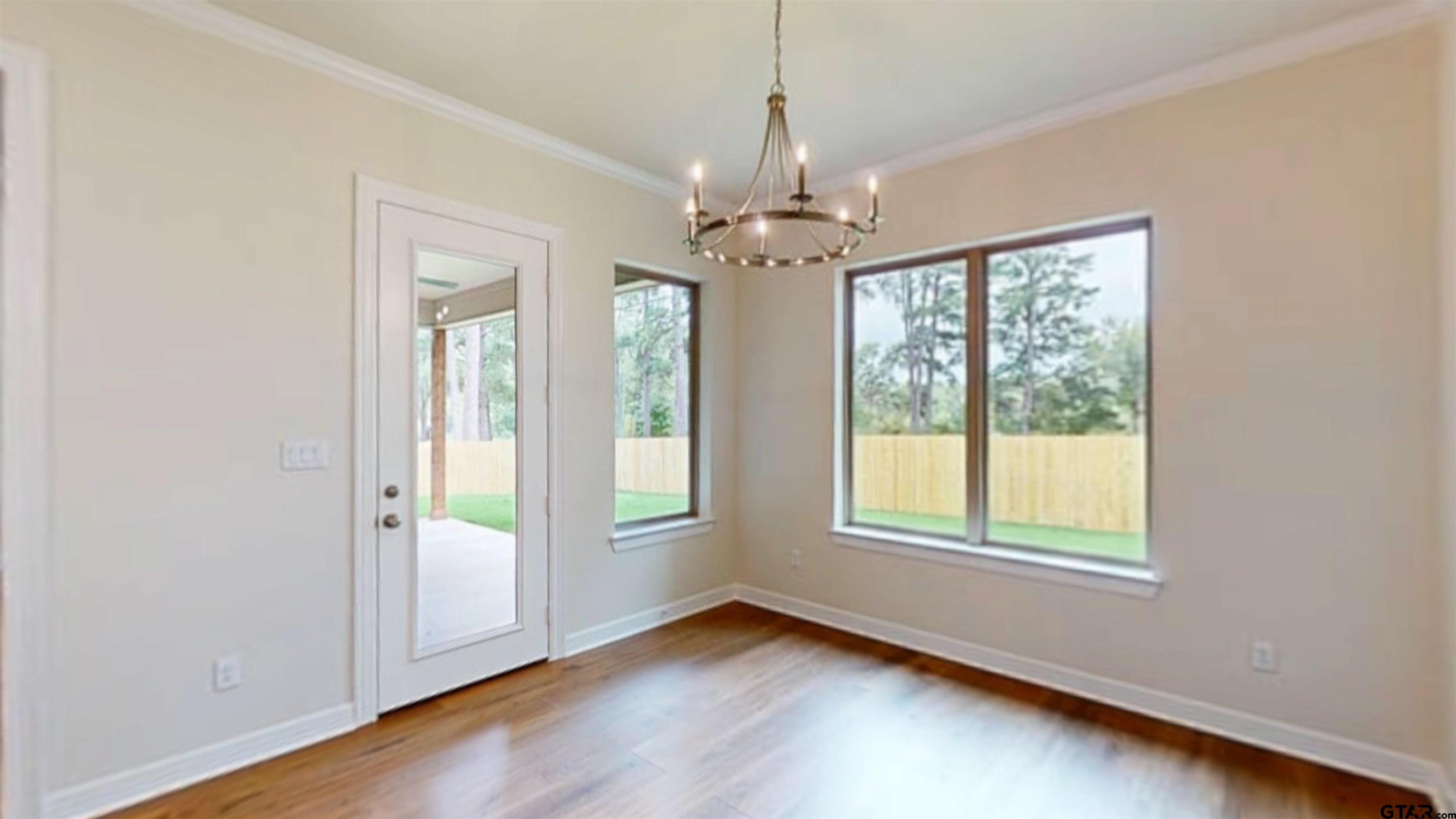 12124 Pinecrest Drive