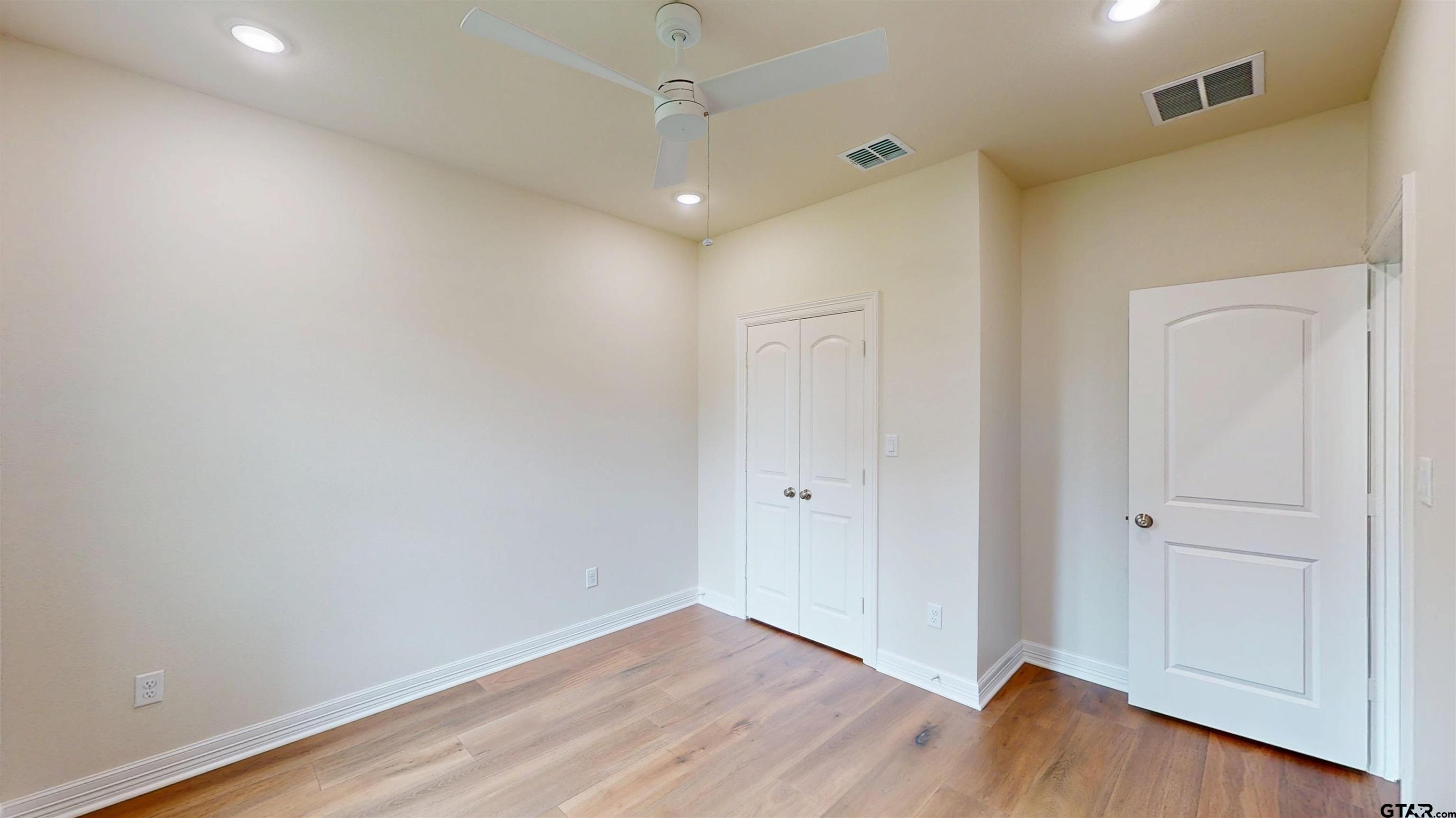 12124 Pinecrest Drive