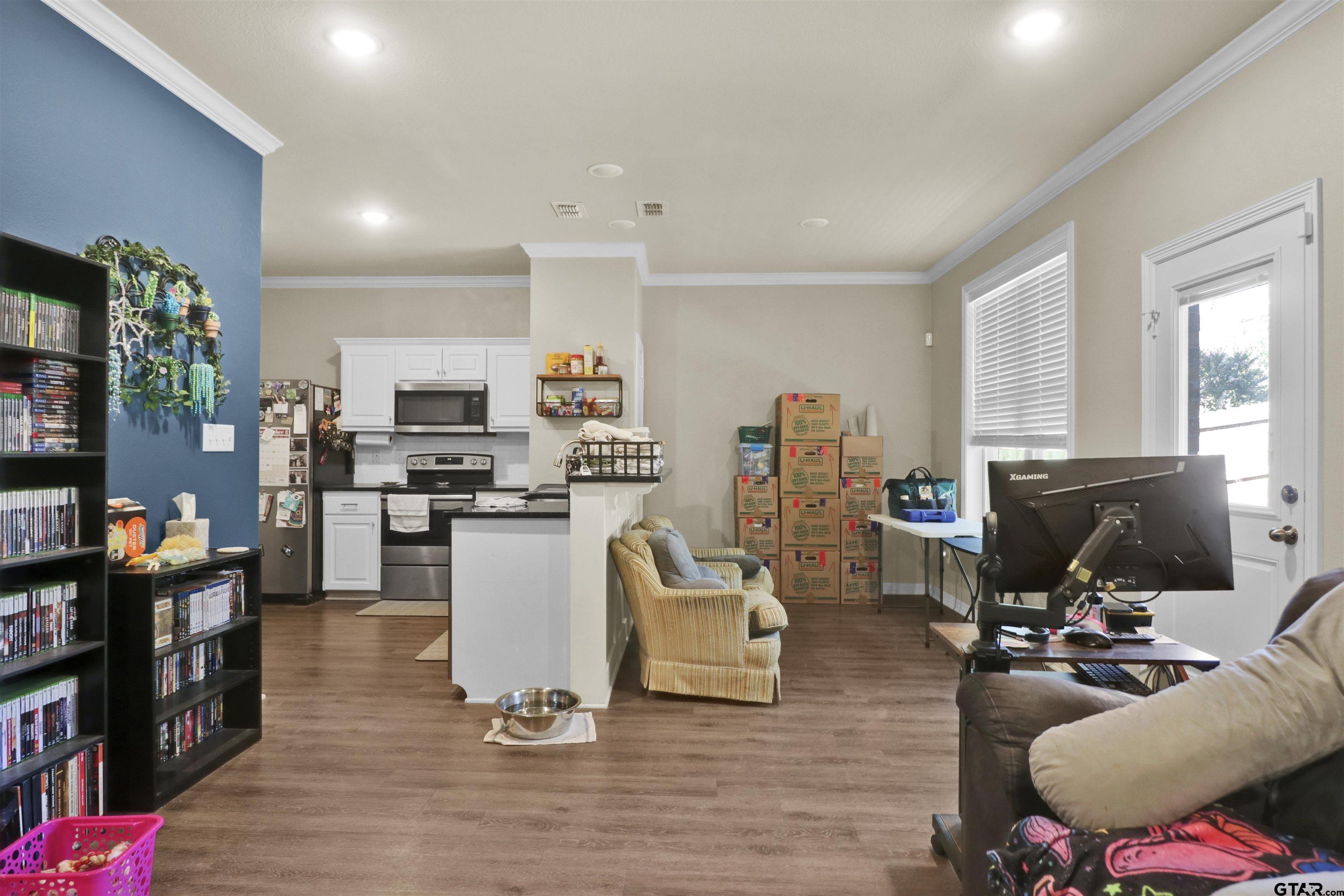 1311 Woodley