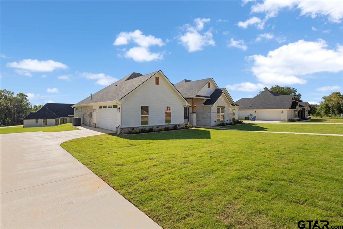 17265 Woodcrest Cir.