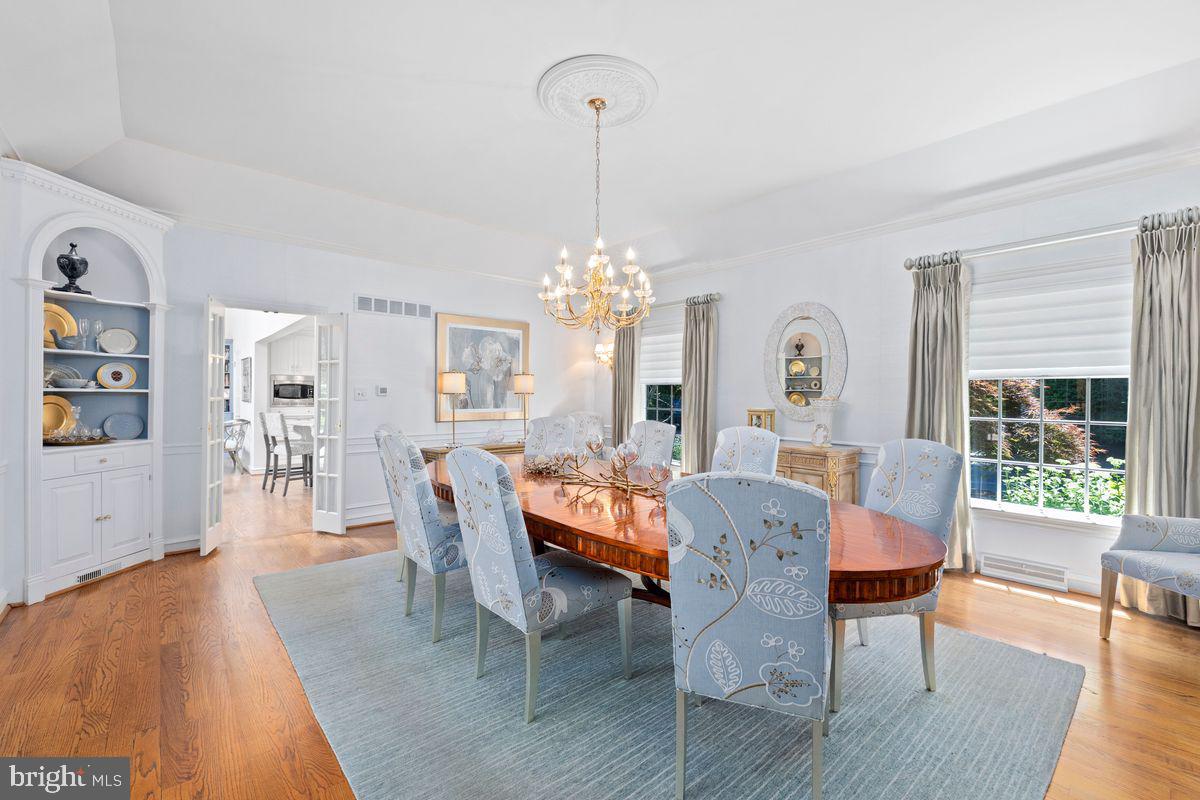 9 HUNT CLUB LANE
