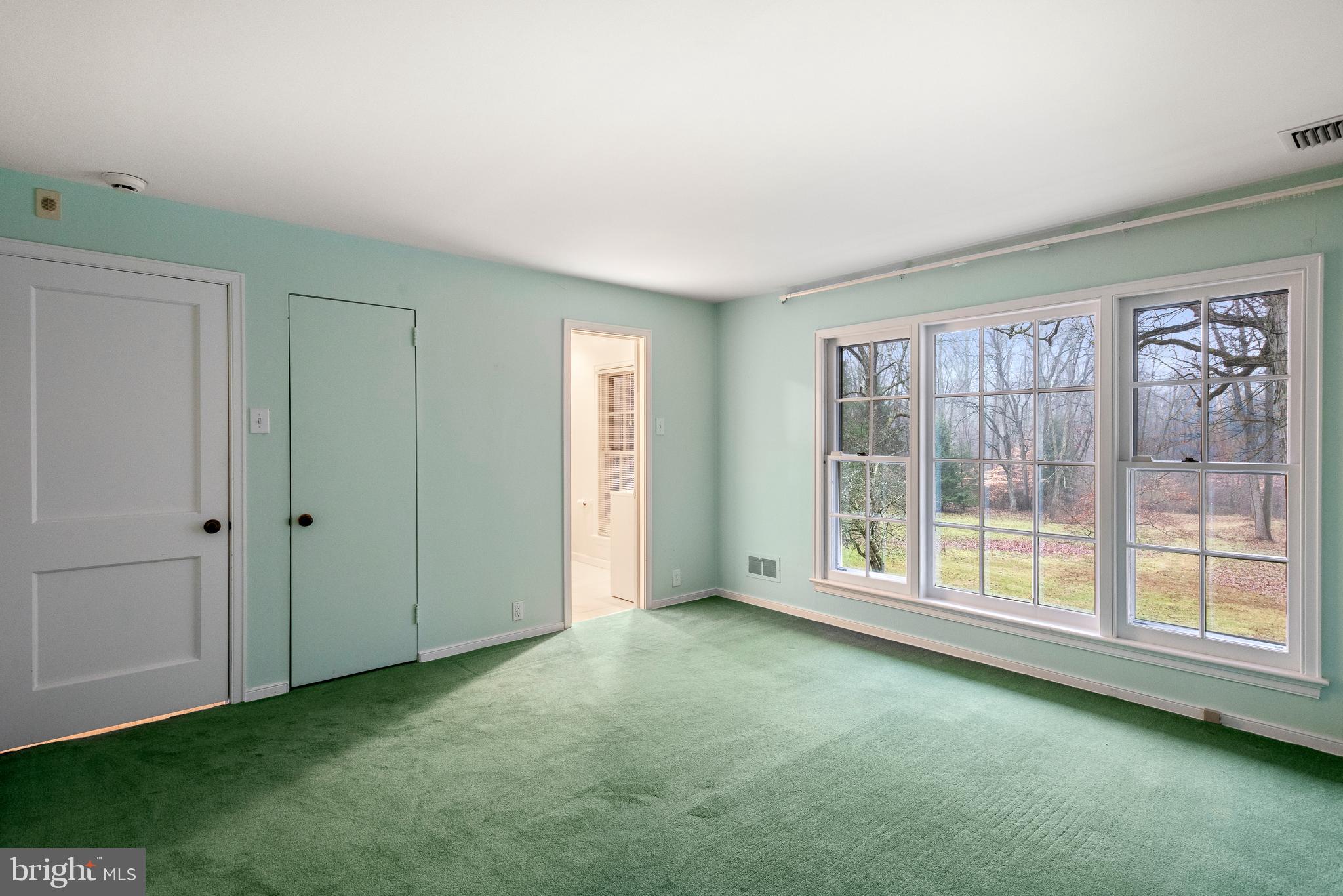 2035 Twinbrook Rd