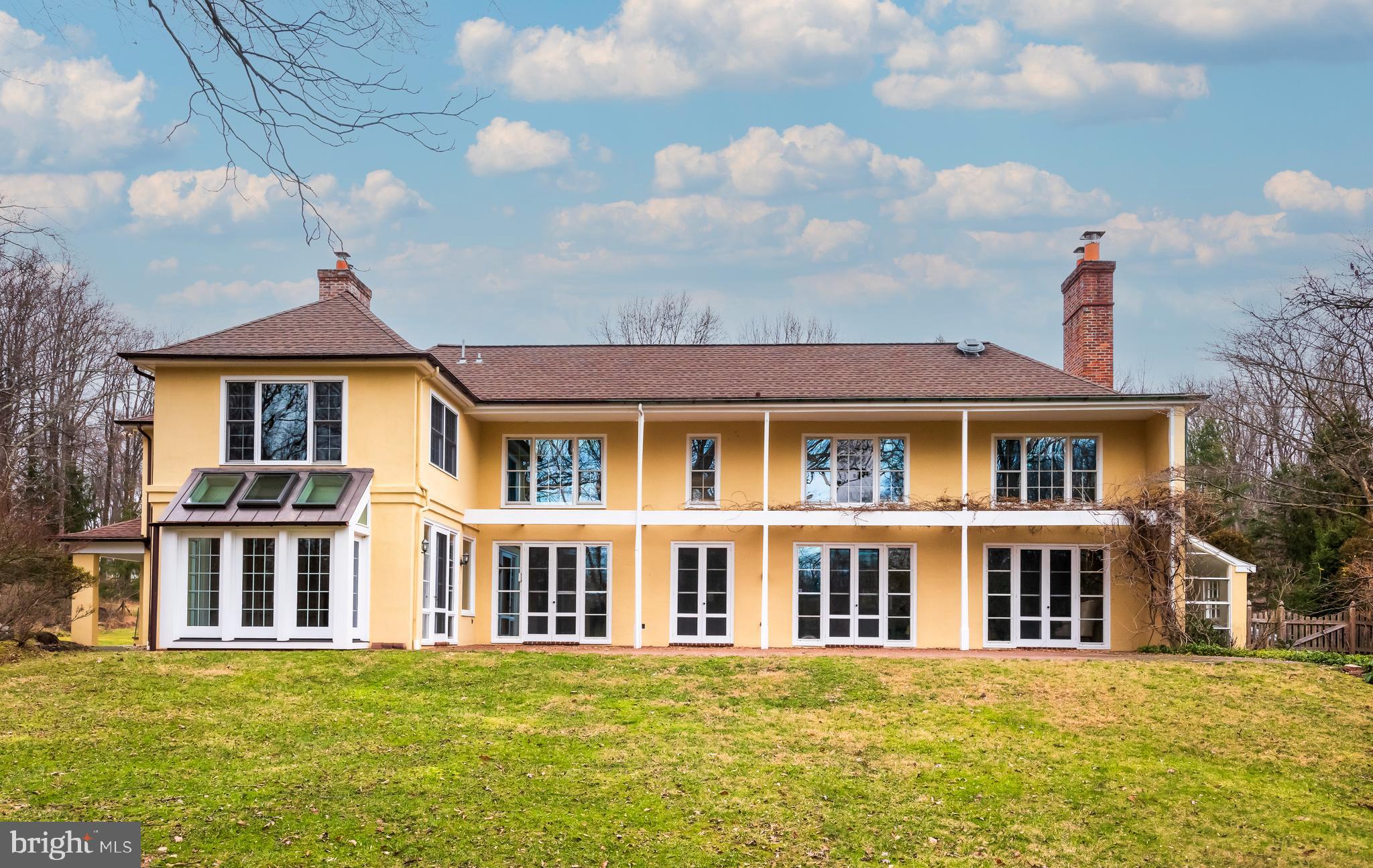 2035 Twinbrook Rd