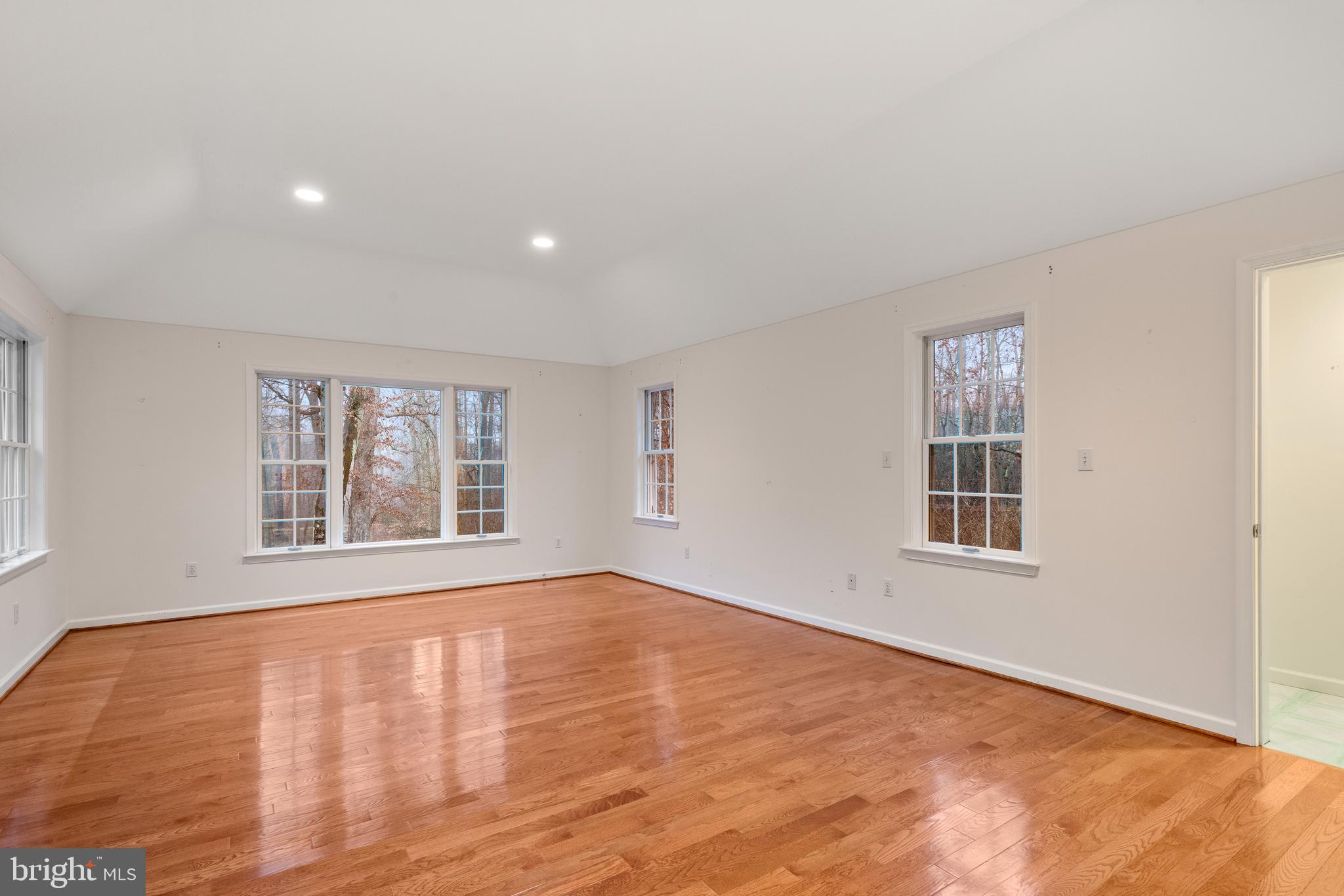 2035 Twinbrook Rd