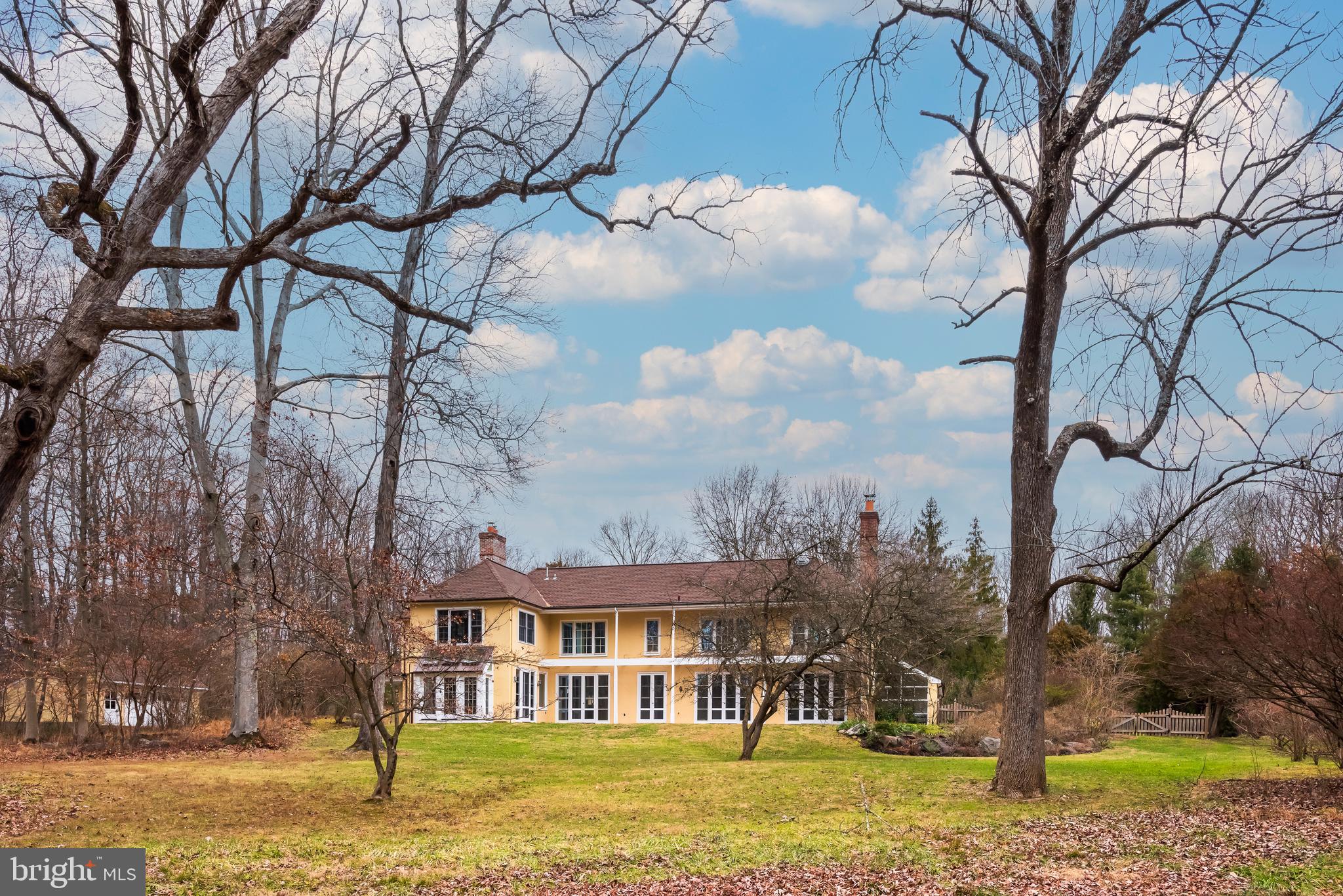2035 Twinbrook Rd
