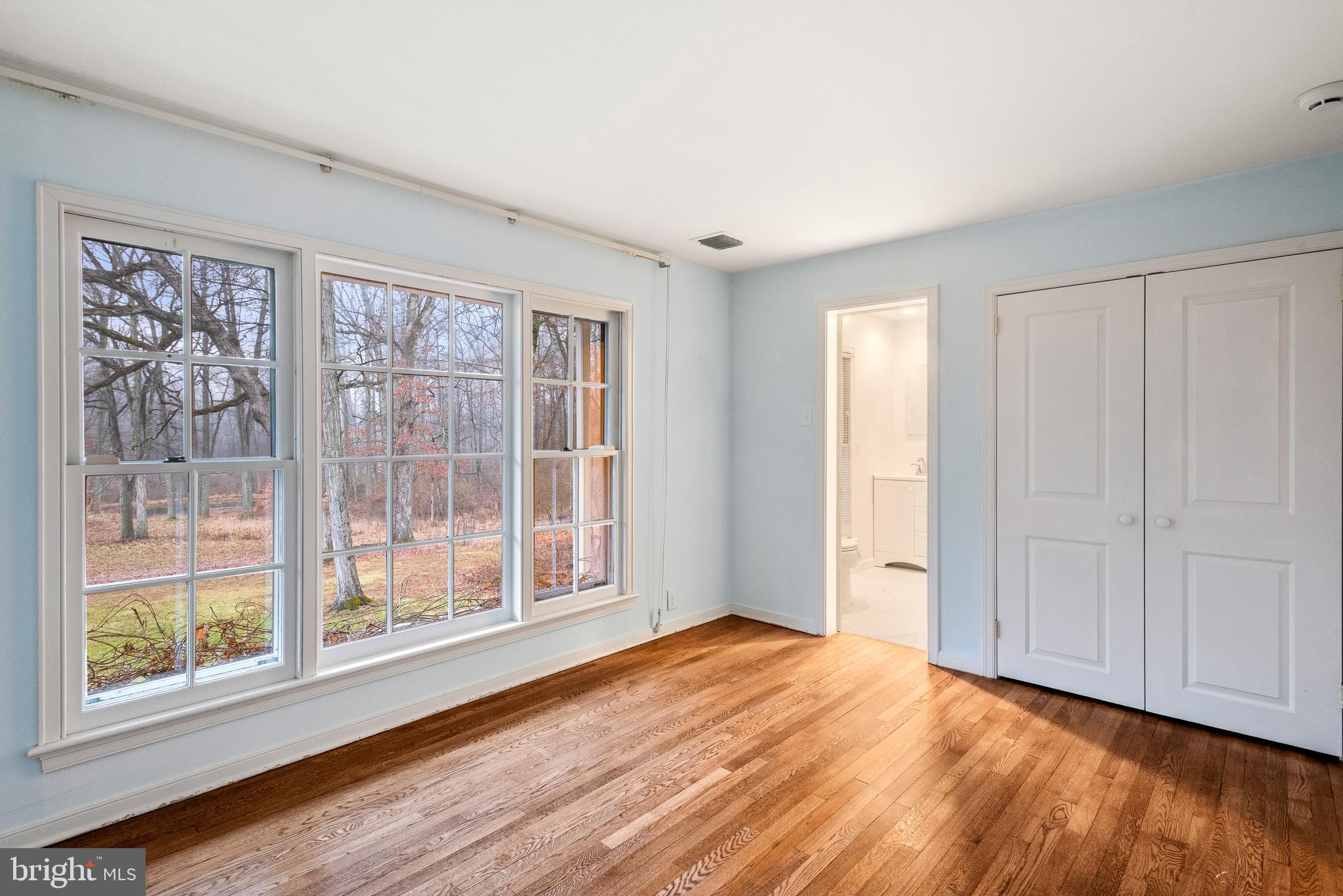 2035 Twinbrook Rd