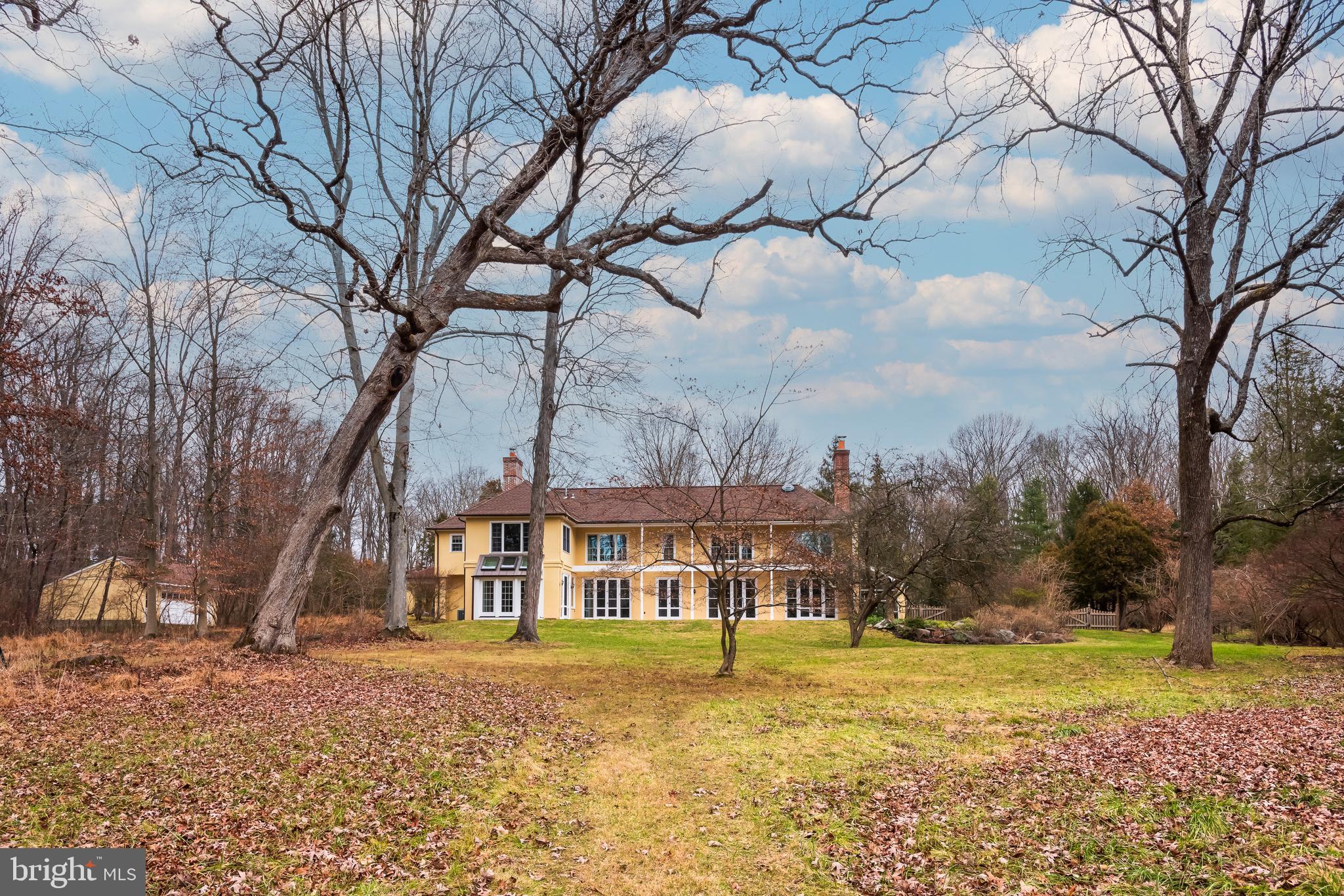 2035 Twinbrook Rd