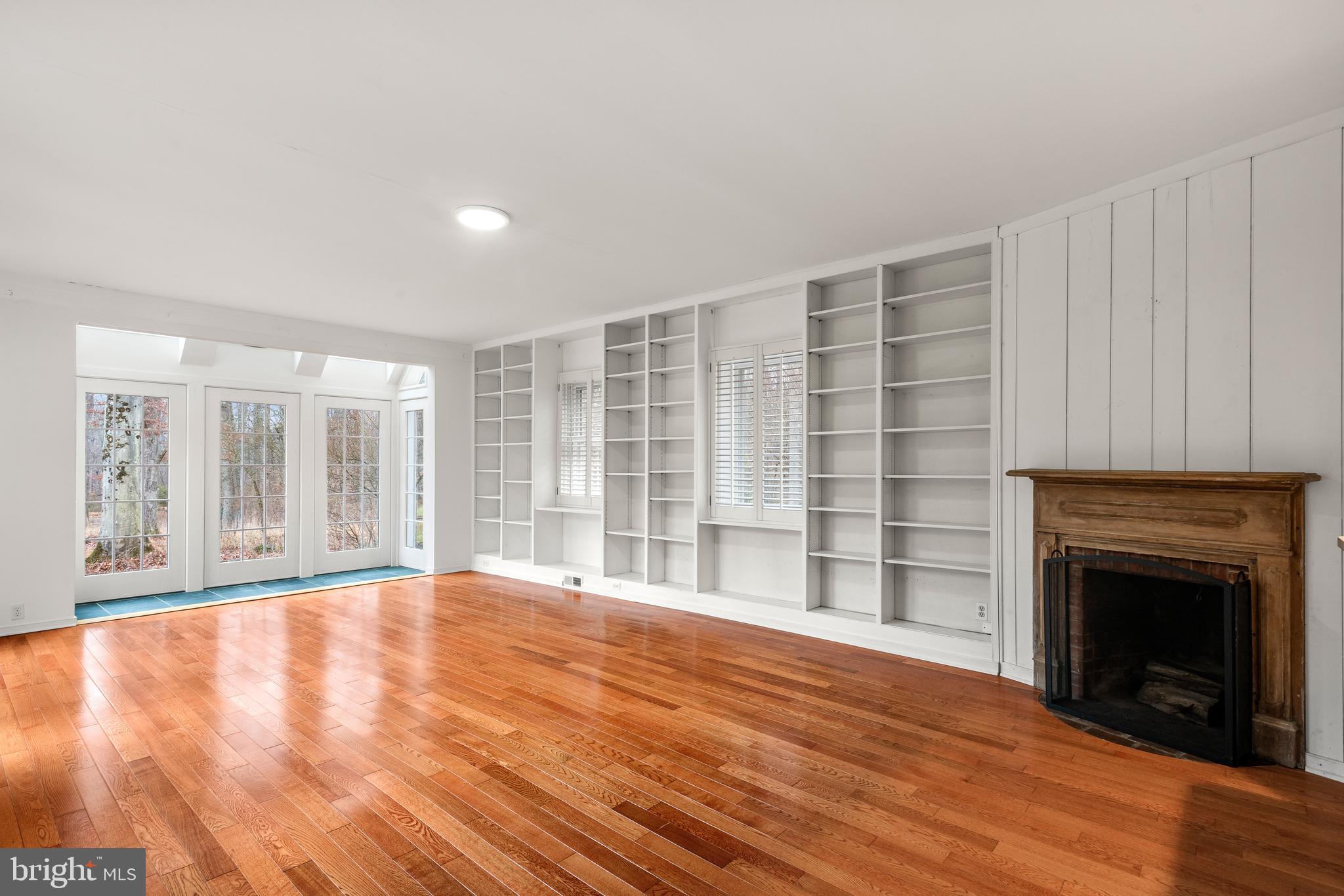 2035 Twinbrook Rd