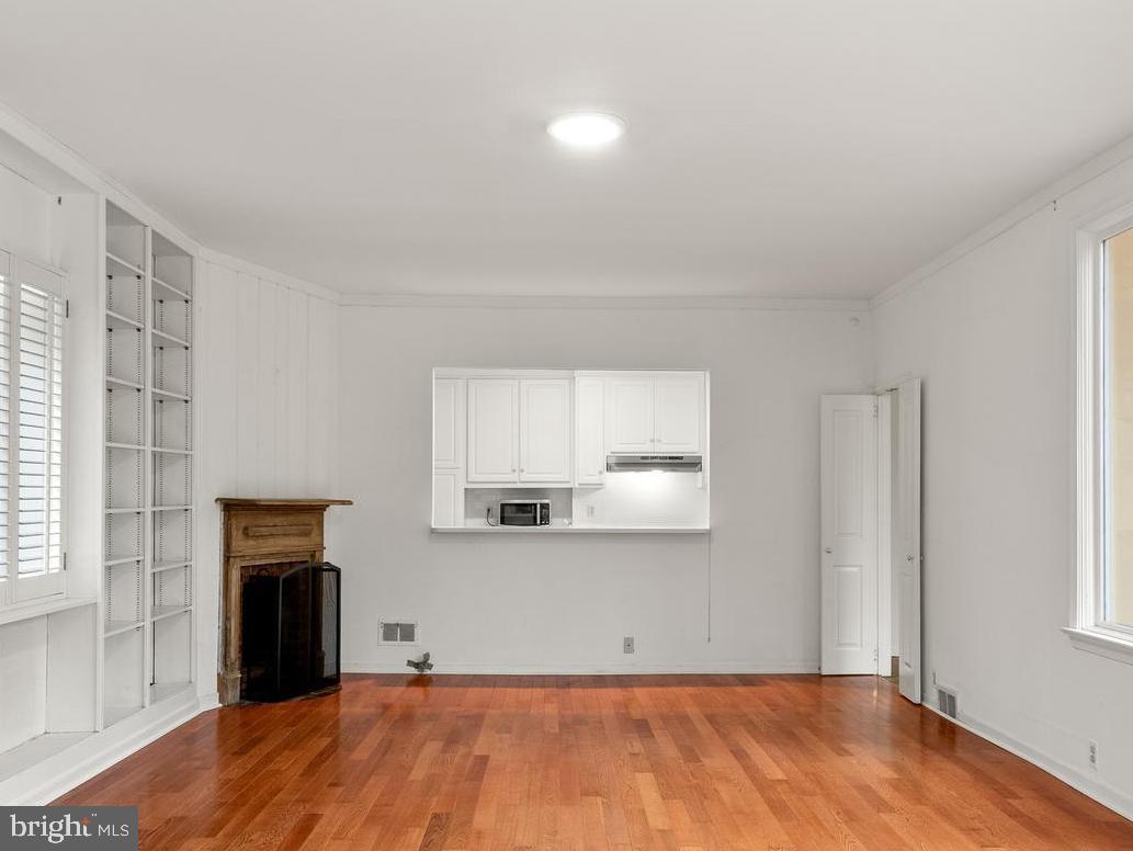2035 Twinbrook Rd