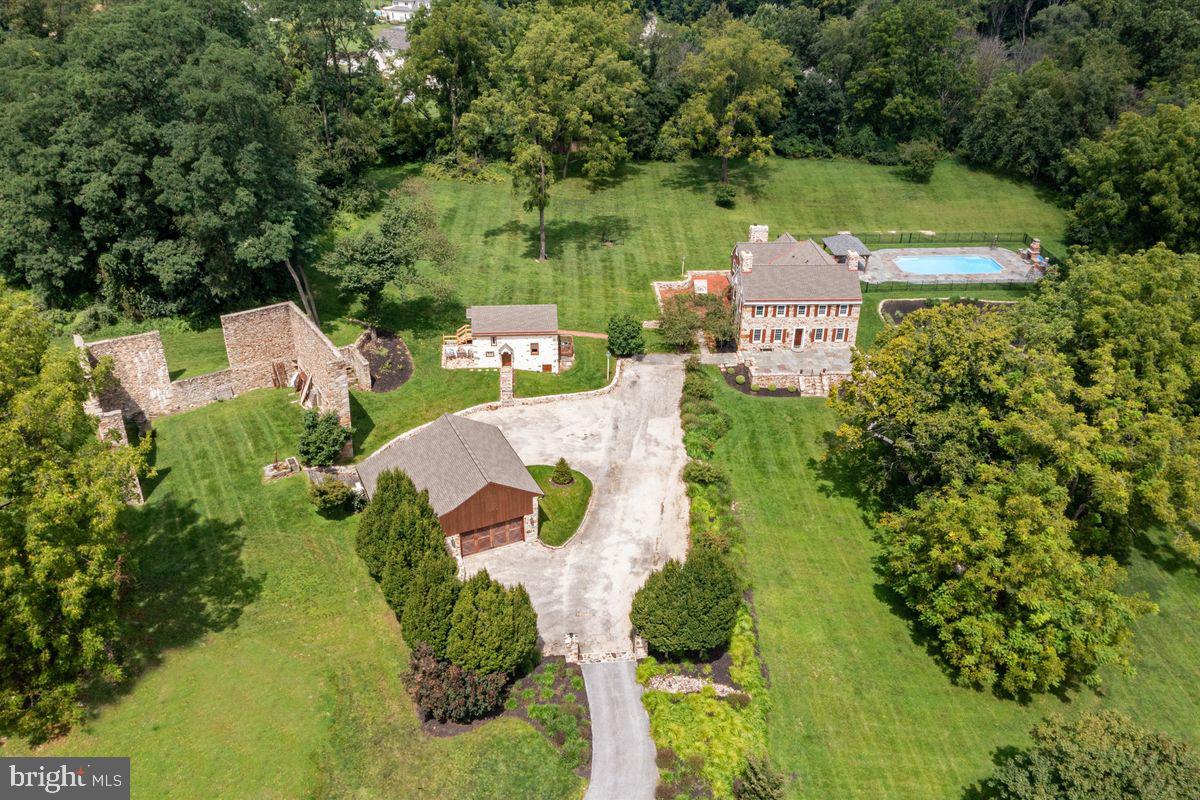 965 Seven Oaks Rd