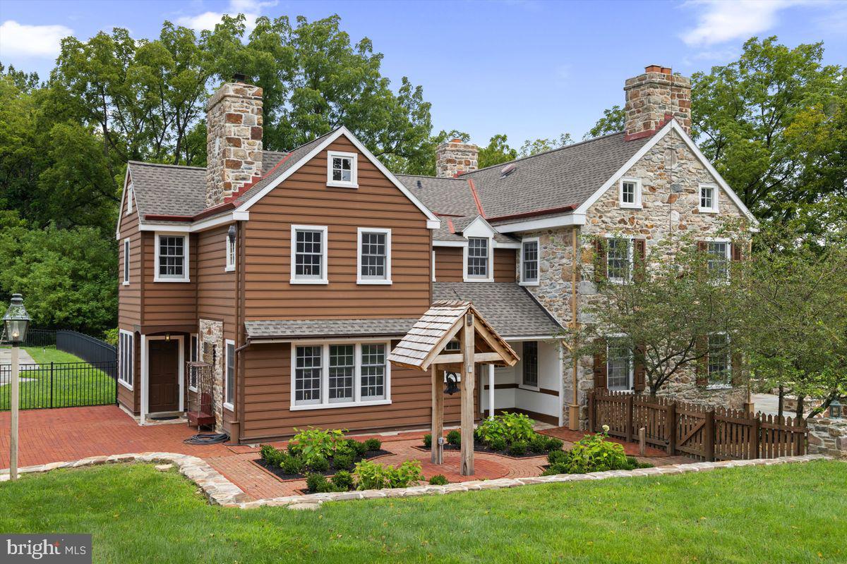 965 Seven Oaks Rd