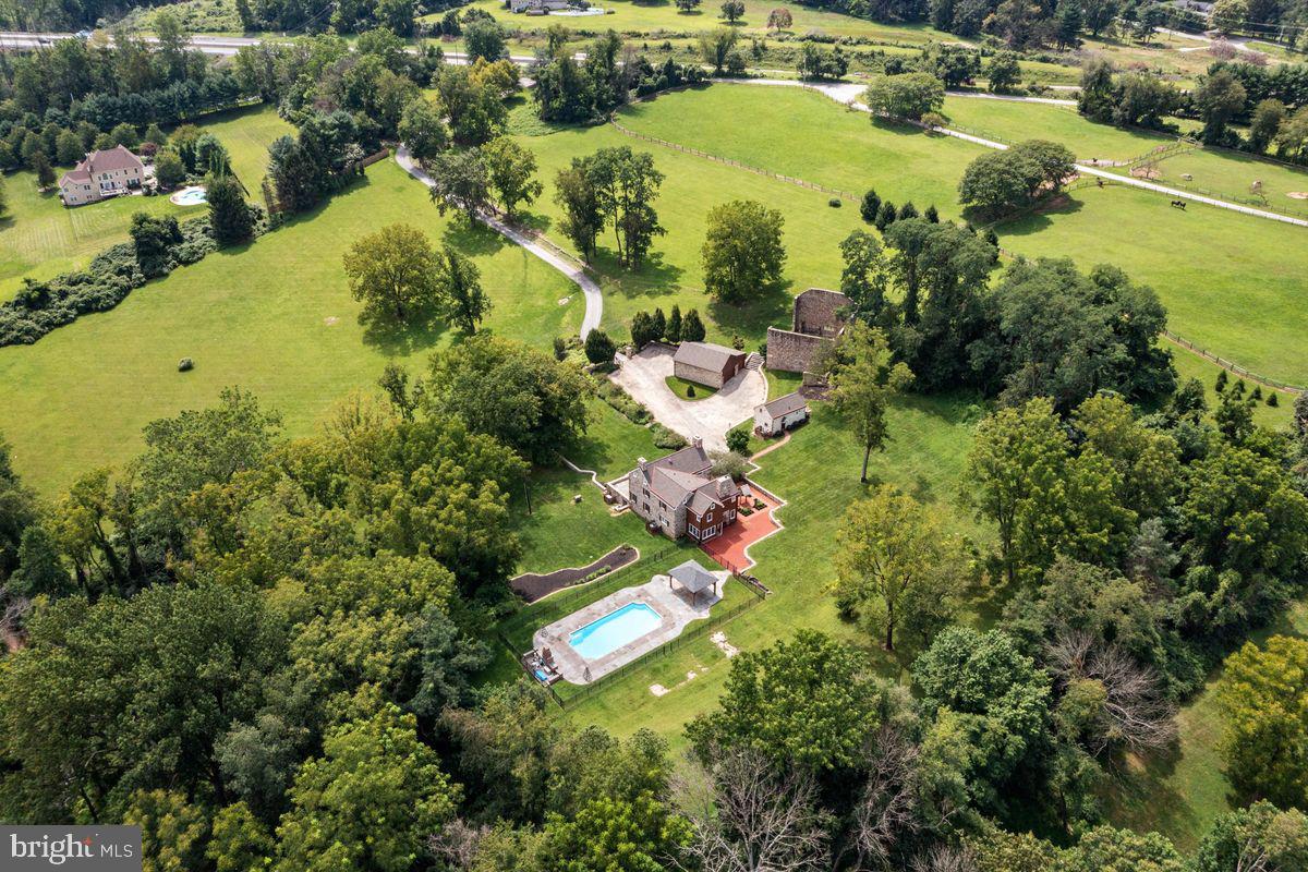 965 Seven Oaks Rd