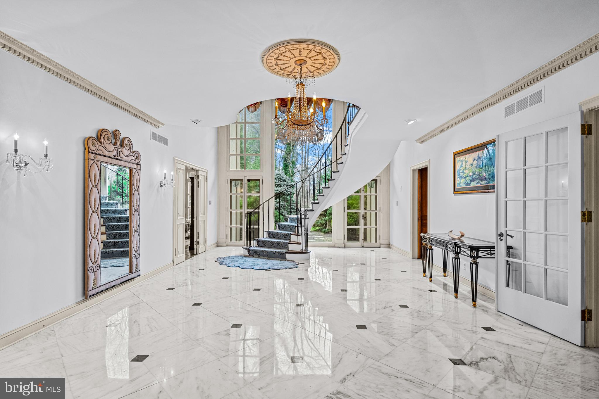 342 Grays Ln