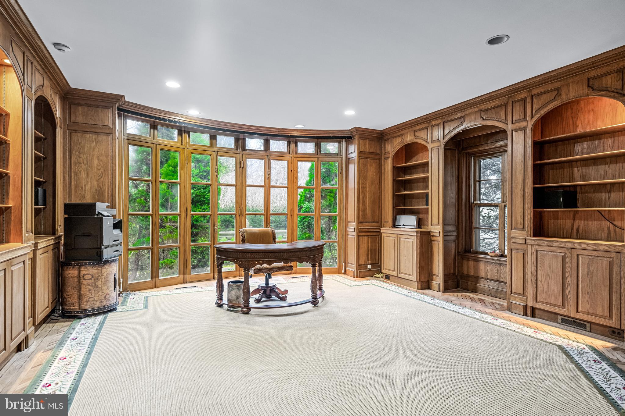 342 Grays Ln