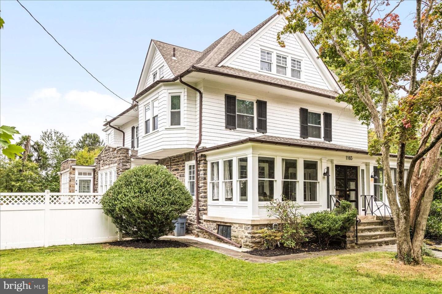 1103 Prospect Ave