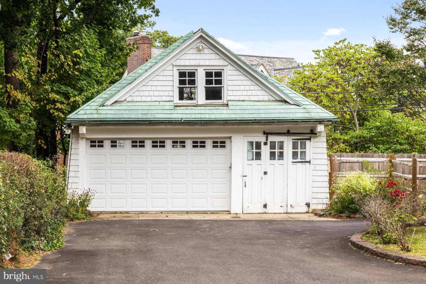 1103 Prospect Ave