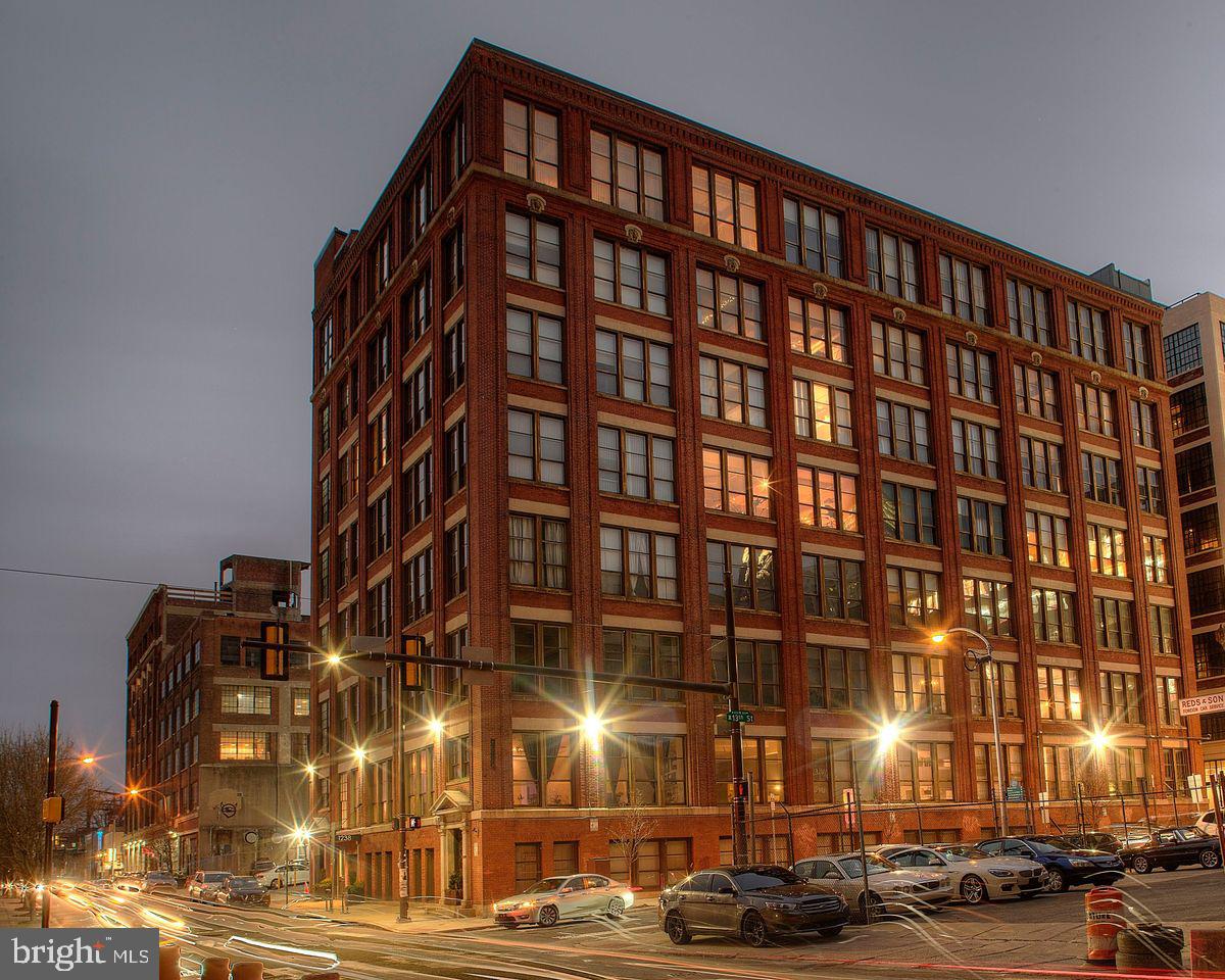 1238 Callowhill St #809