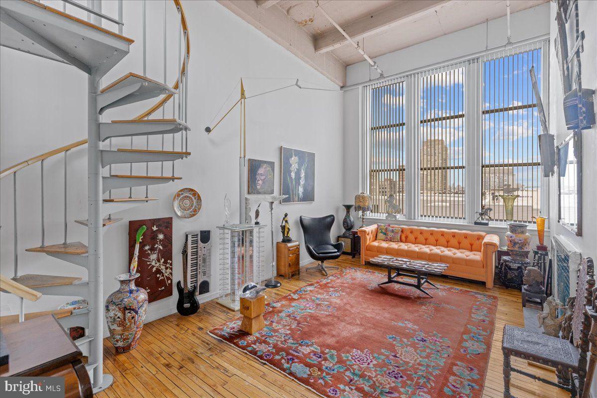 1238 Callowhill St #809