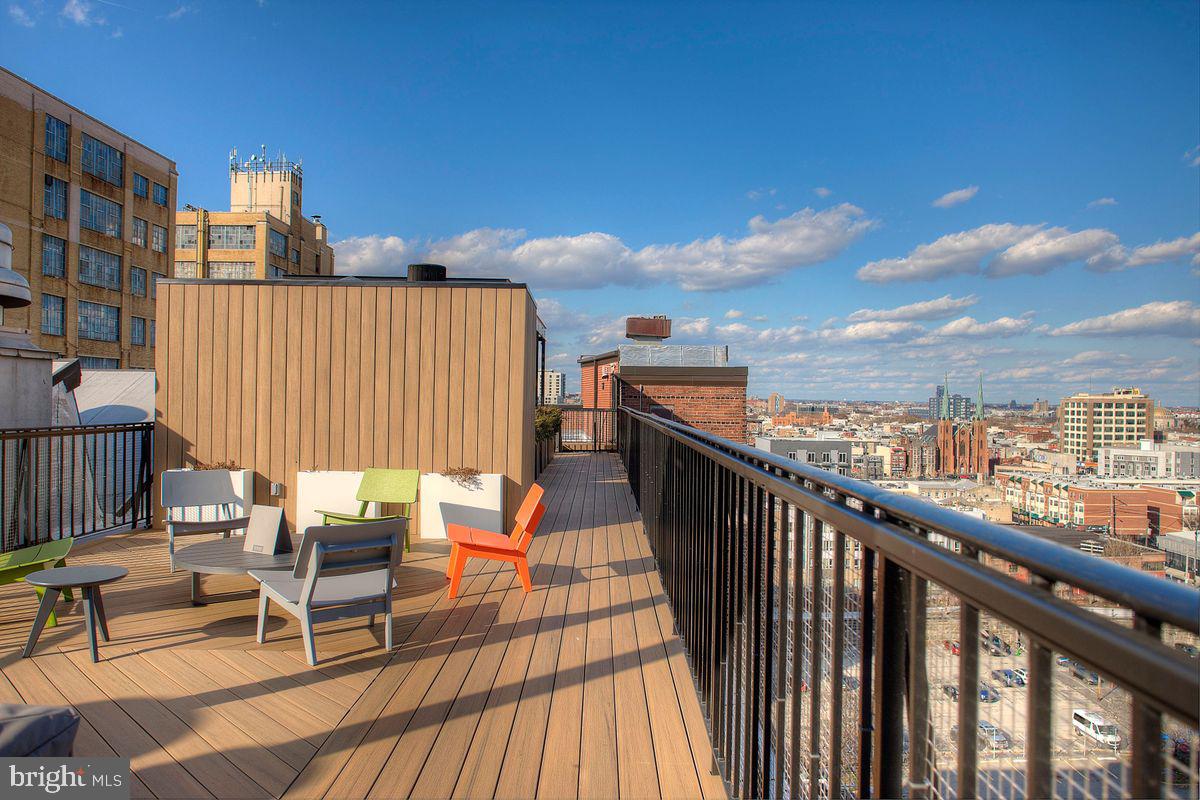 1238 Callowhill St #809
