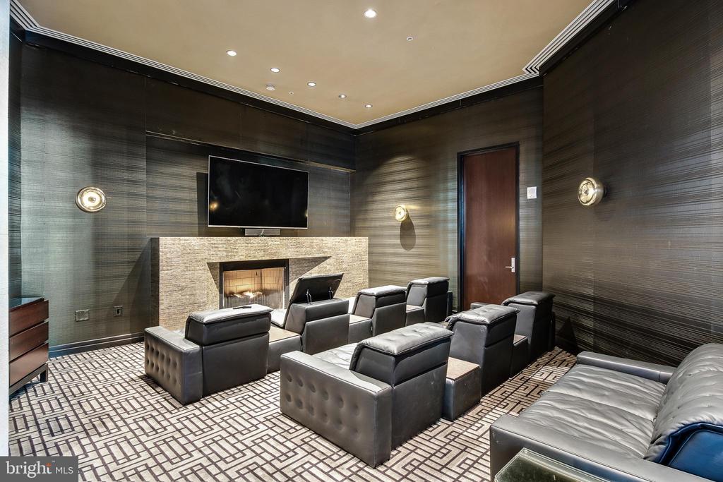 1414 S PENN SQUARE 6D