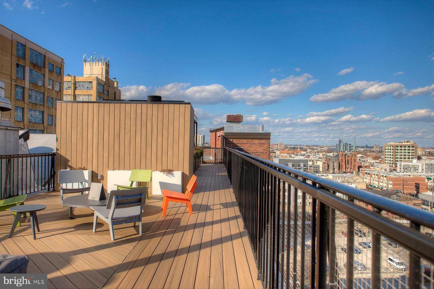 1238 Callowhill St #801, 810