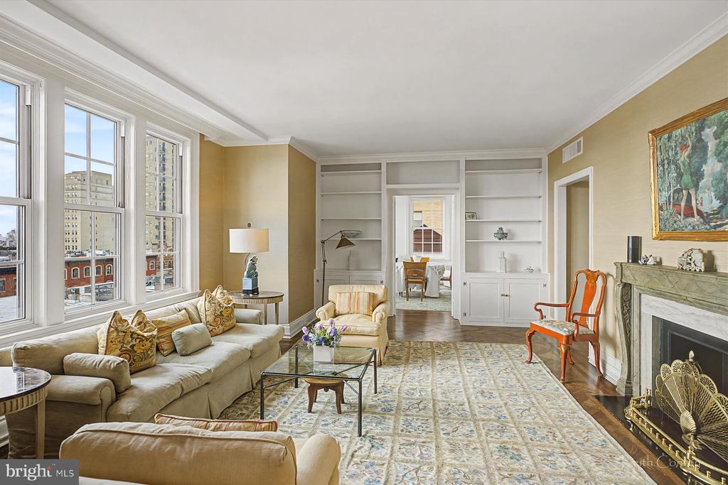 1800 RITTENHOUSE SQUARE 702