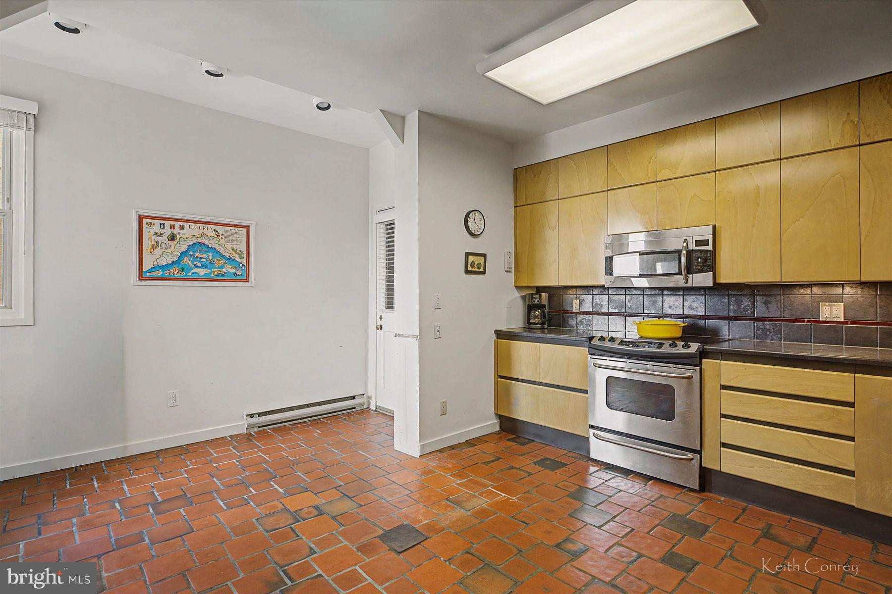 1800 RITTENHOUSE SQUARE 702