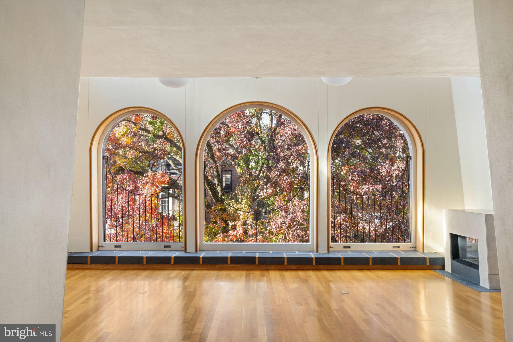 307 S CHADWICK STREET