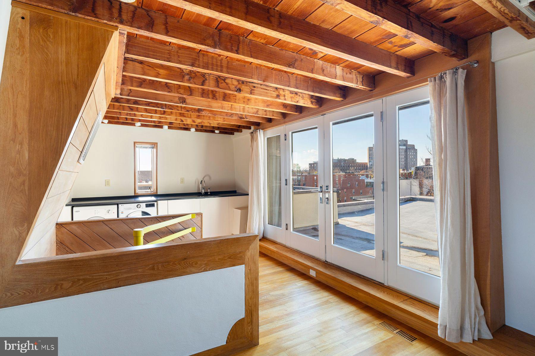 307 S CHADWICK STREET