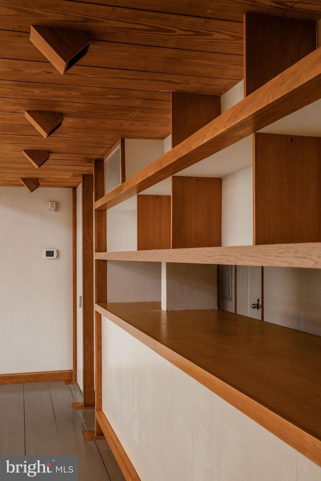 307 S CHADWICK STREET